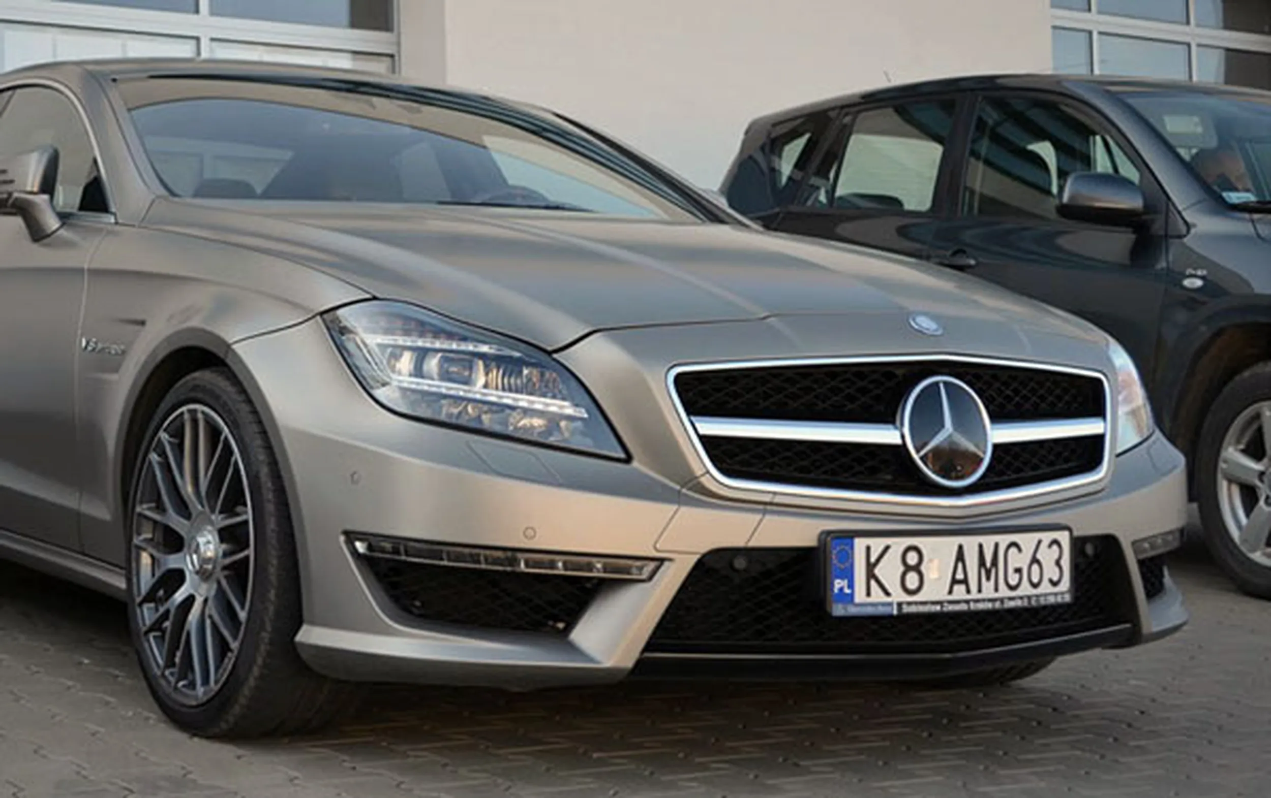 Fajny numer, blacha K8 AMG63