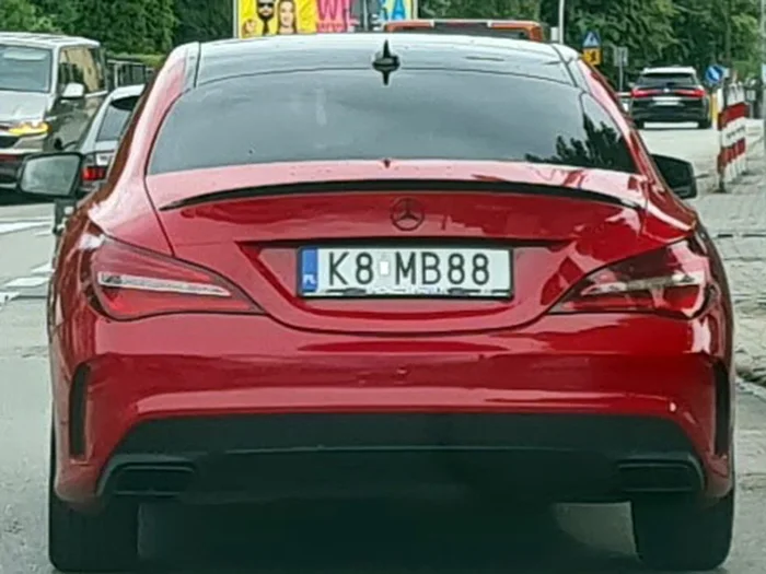 Fajny numer, blacha K8 MB88