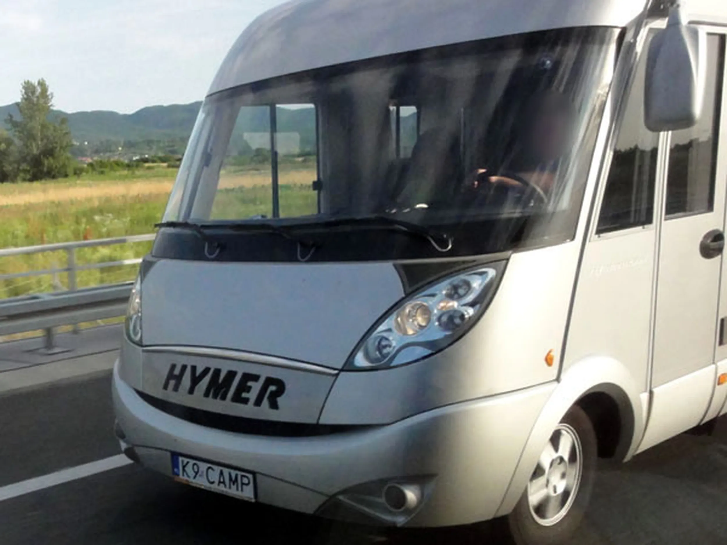 Fajny numer, blacha K9 CAMP