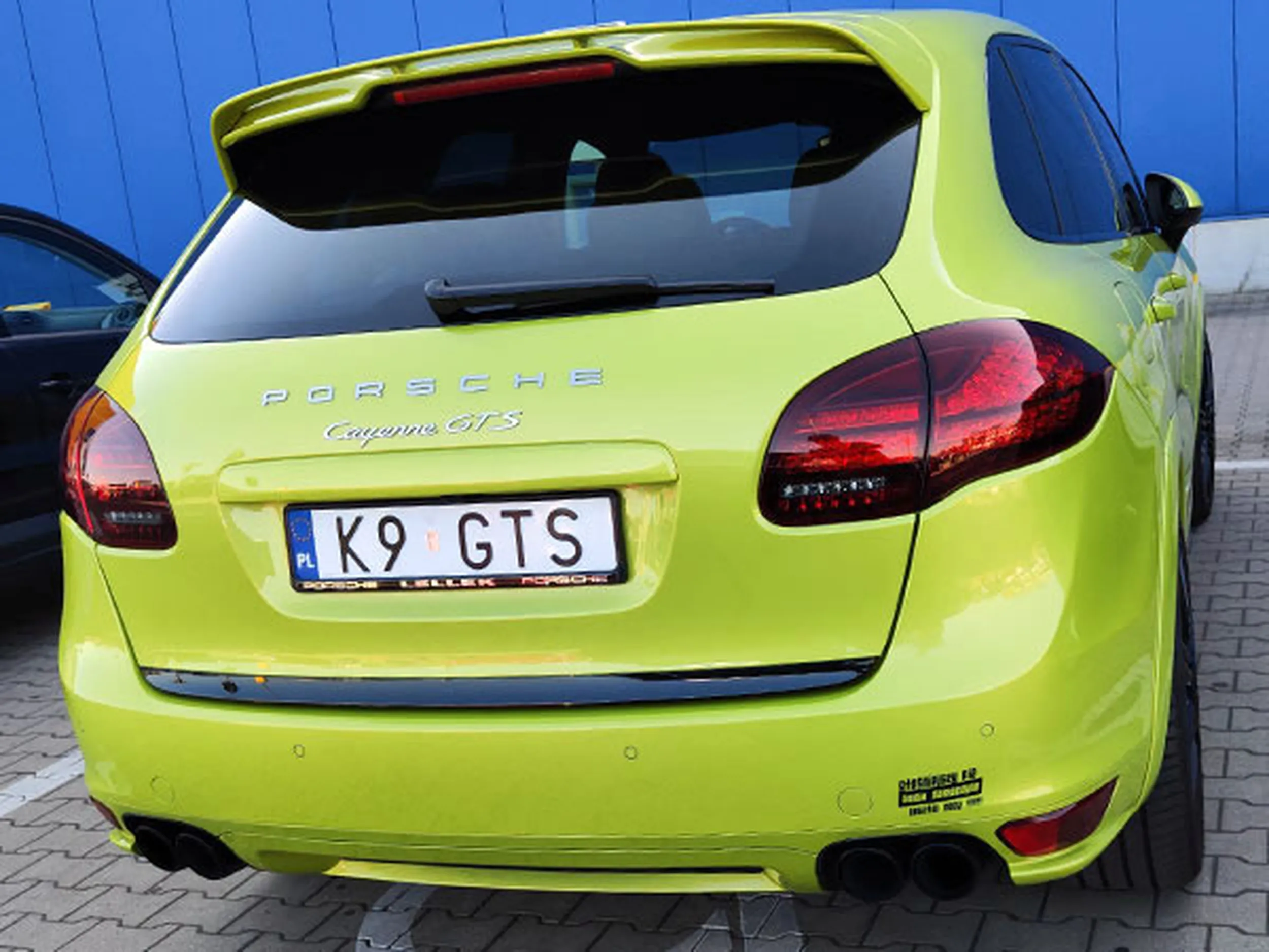 Fajny numer, blacha K9 GTS