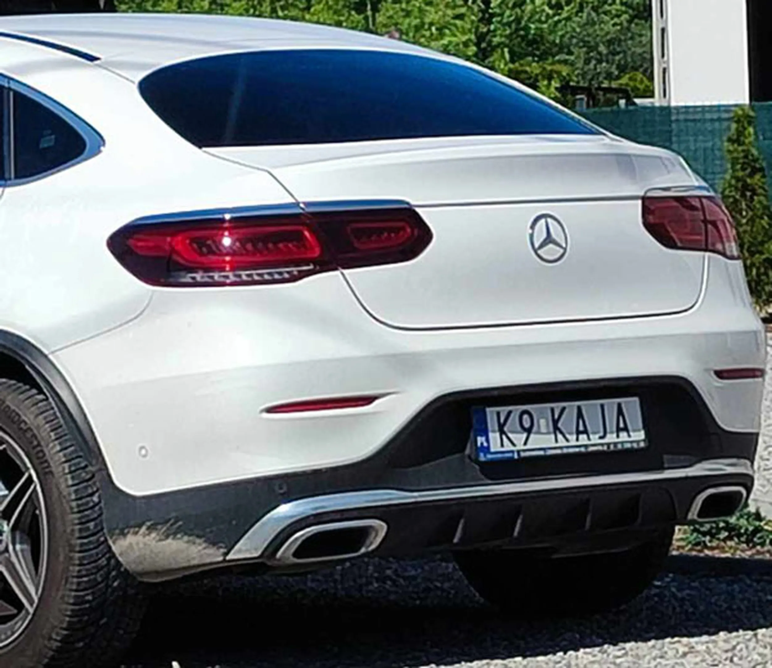 Fajny numer, blacha K9 KAJA