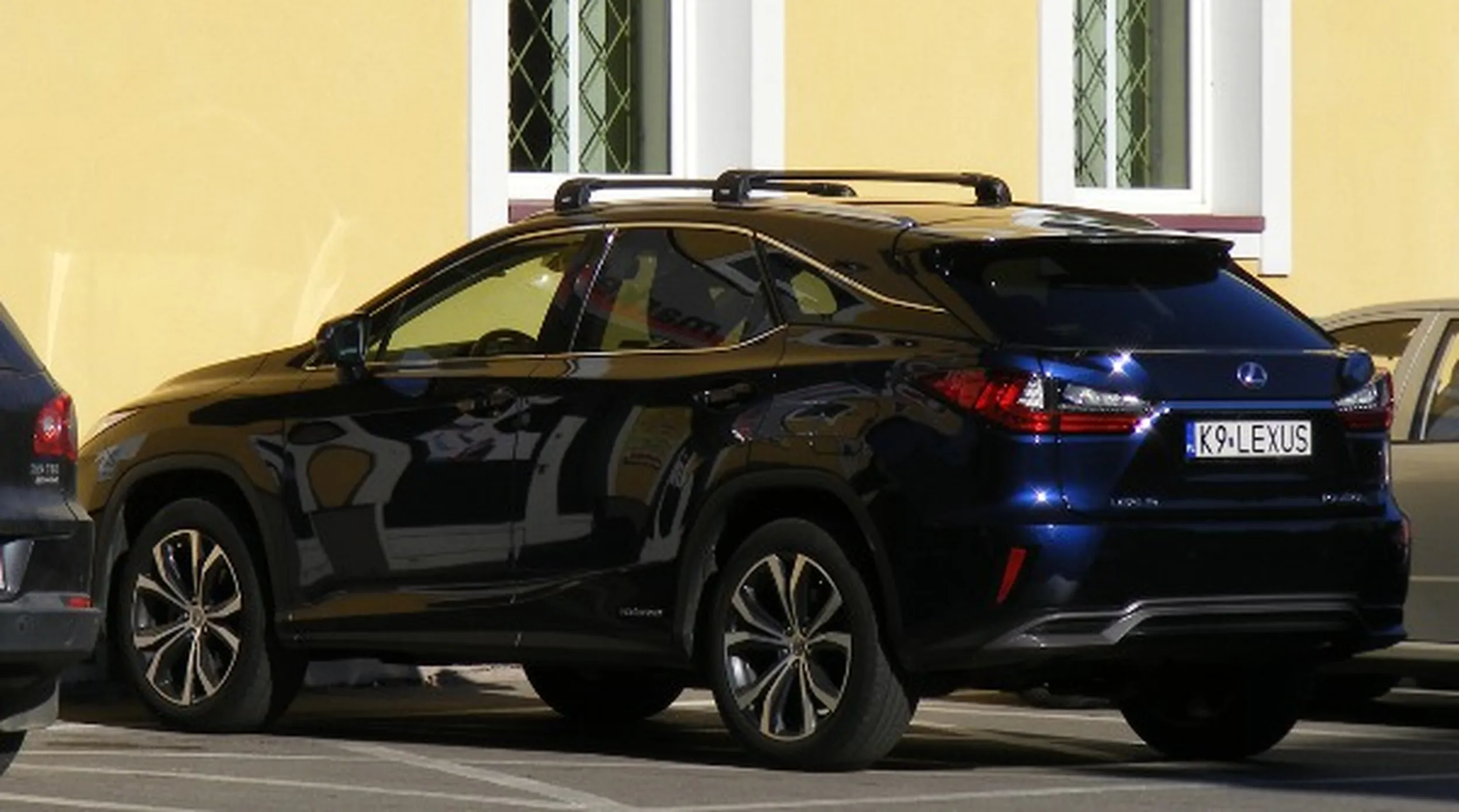 Fajny numer, blacha K9 LEXUS