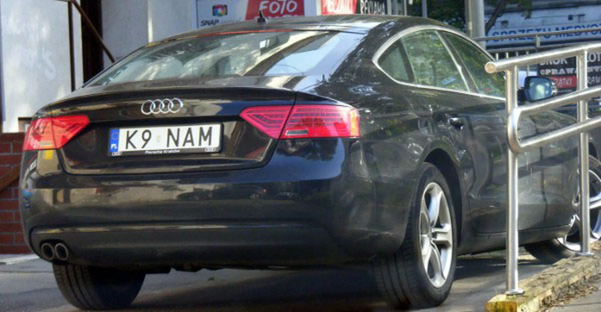 Fajny numer, blacha K9 NAM