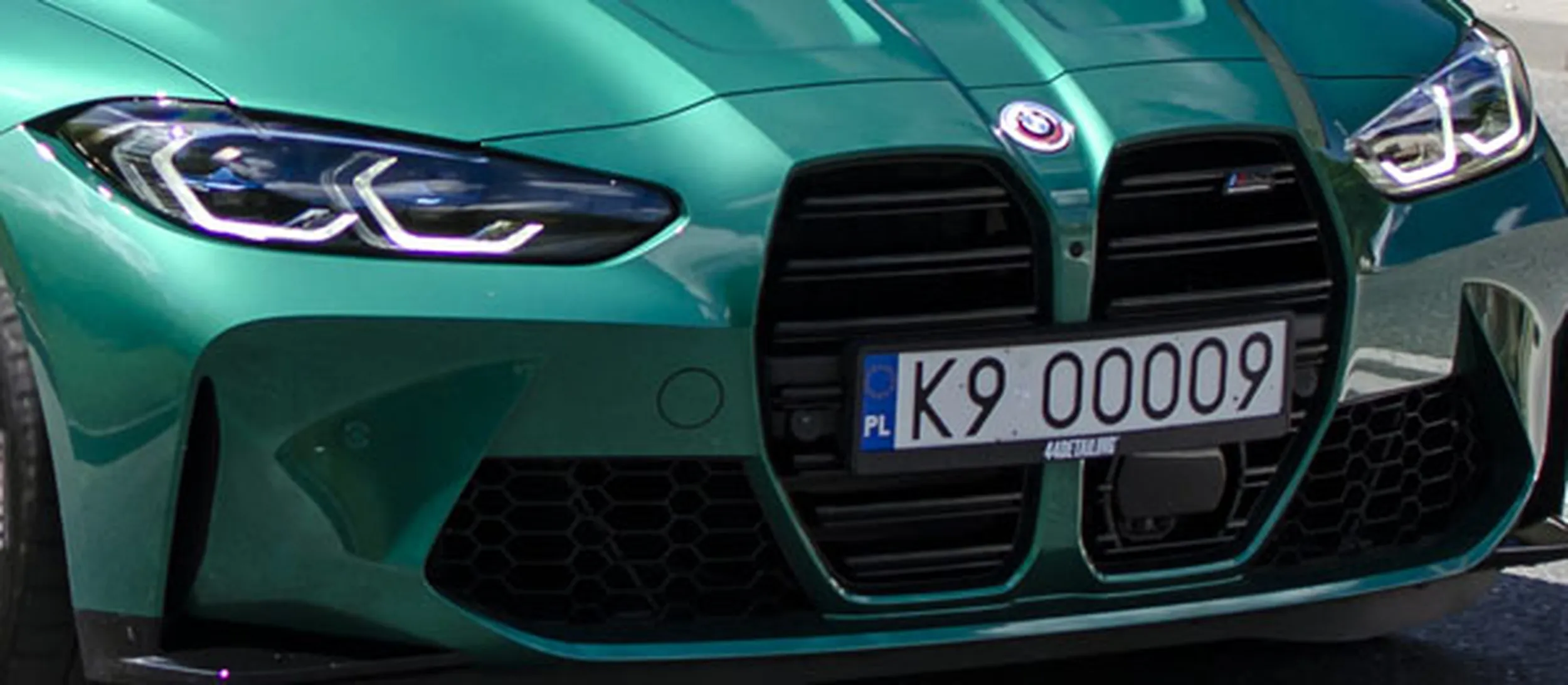 Fajny numer, blacha K9 OOOO9