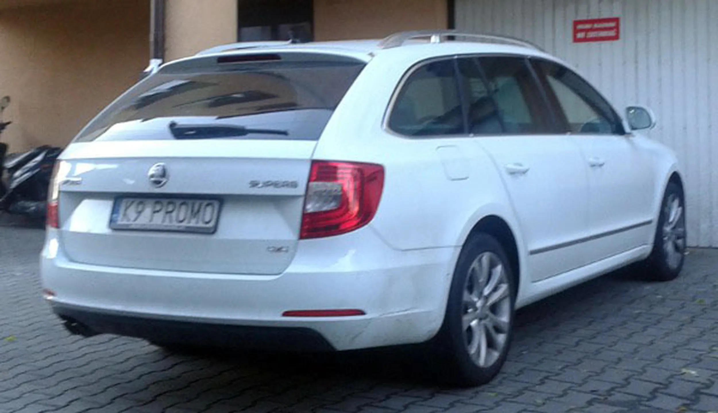 Fajny numer, blacha K9 PROMO