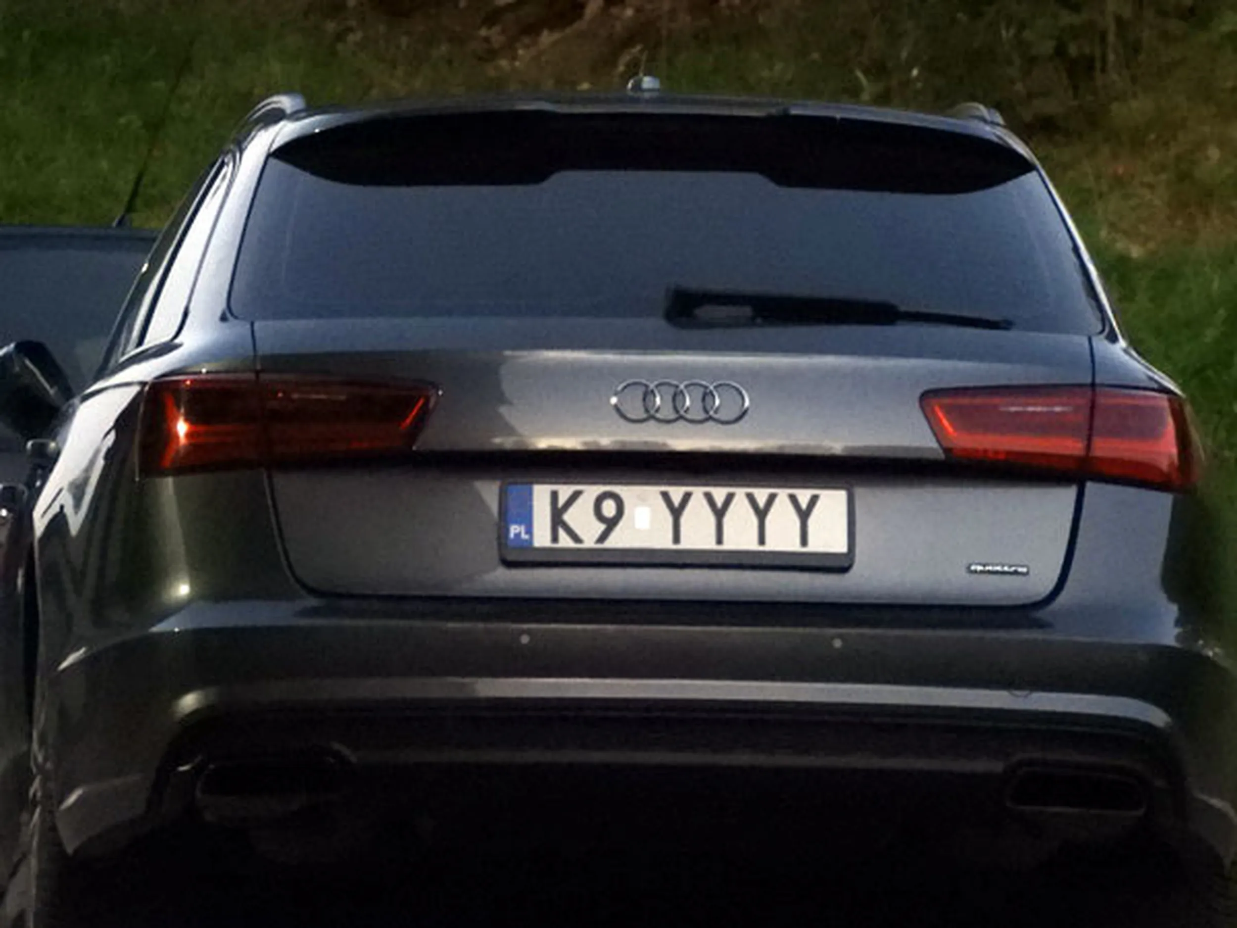 Fajny numer, blacha K9 YYYY