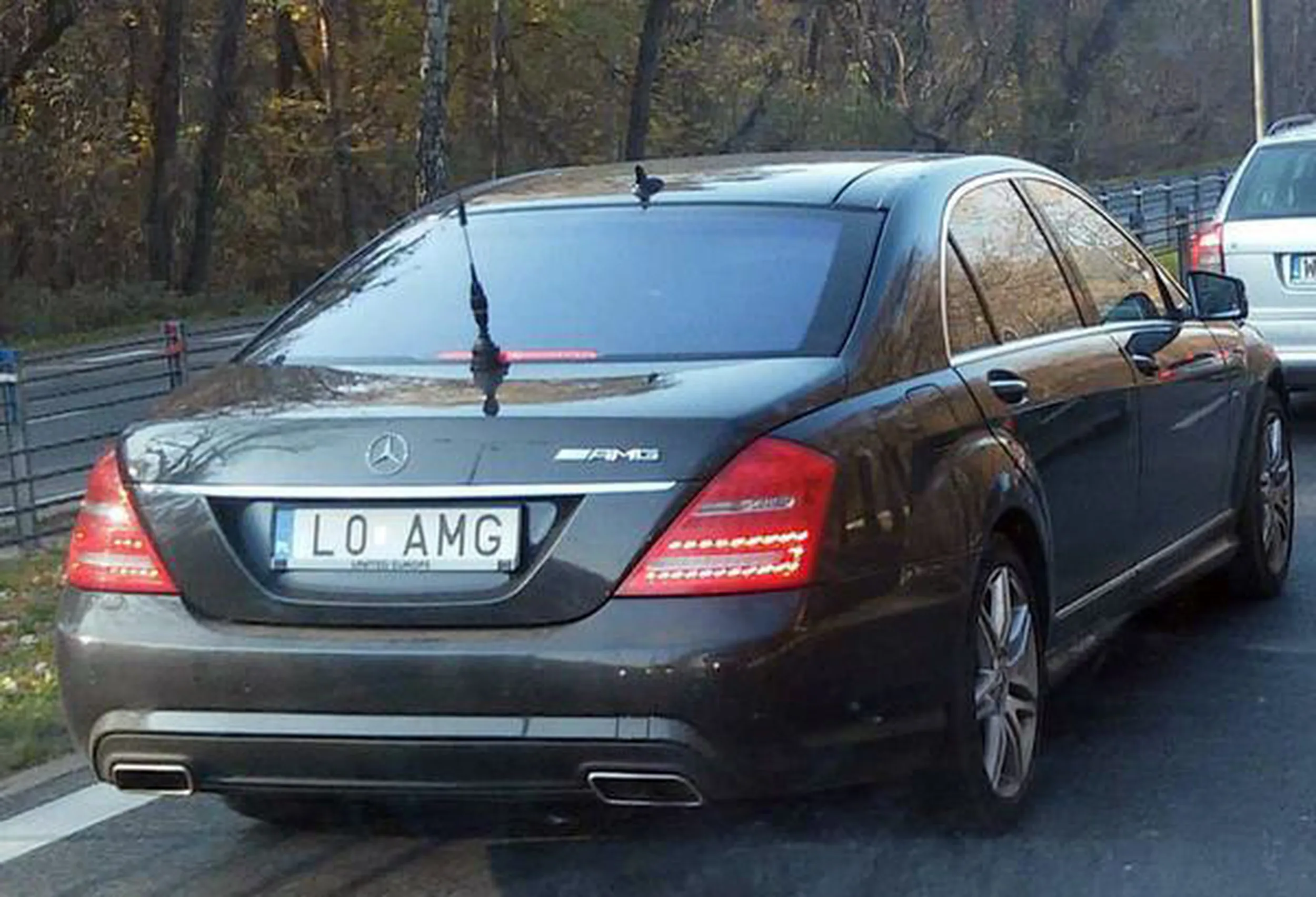 Fajny numer, blacha L0 AMG