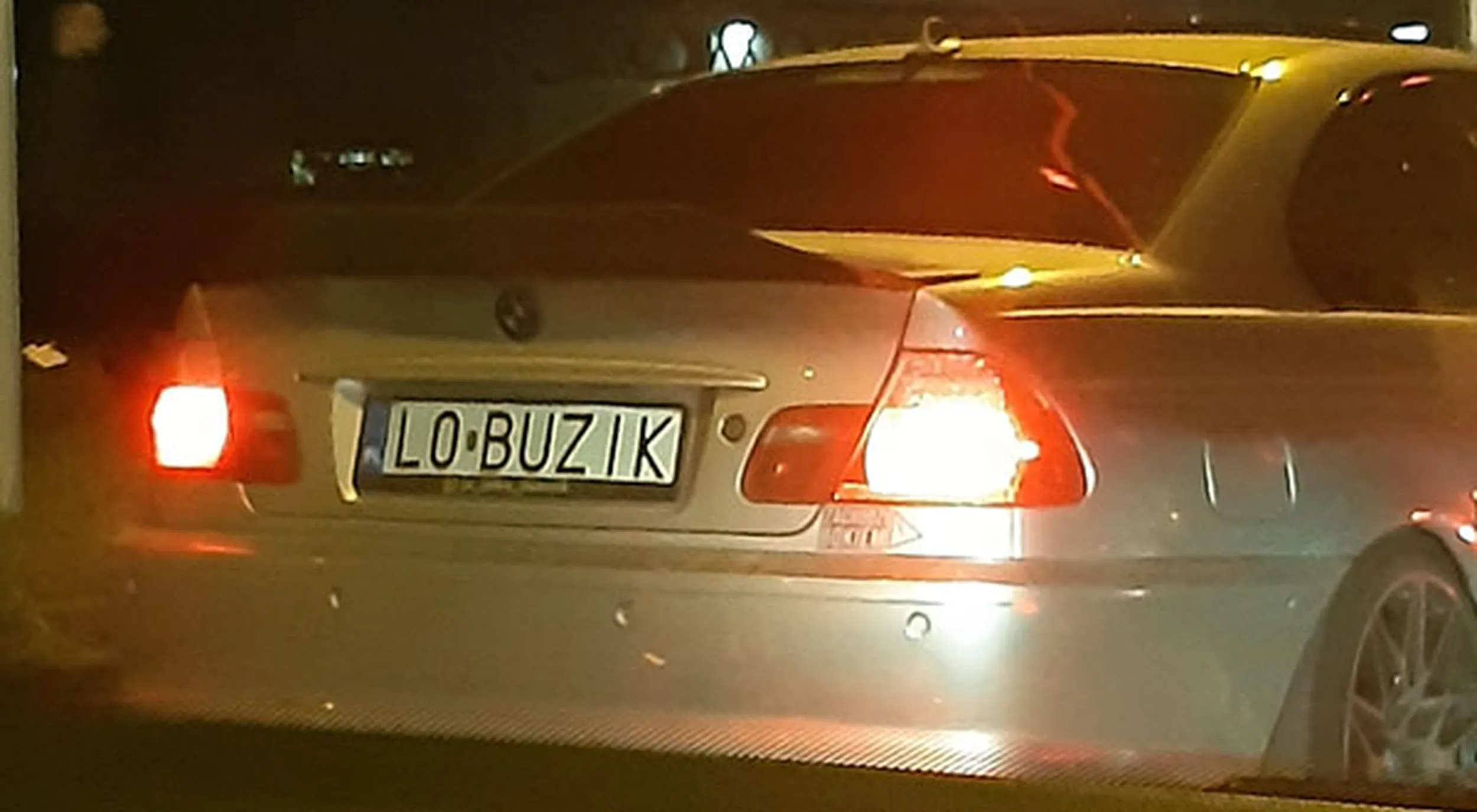 Fajny numer, blacha L0 BUZIK