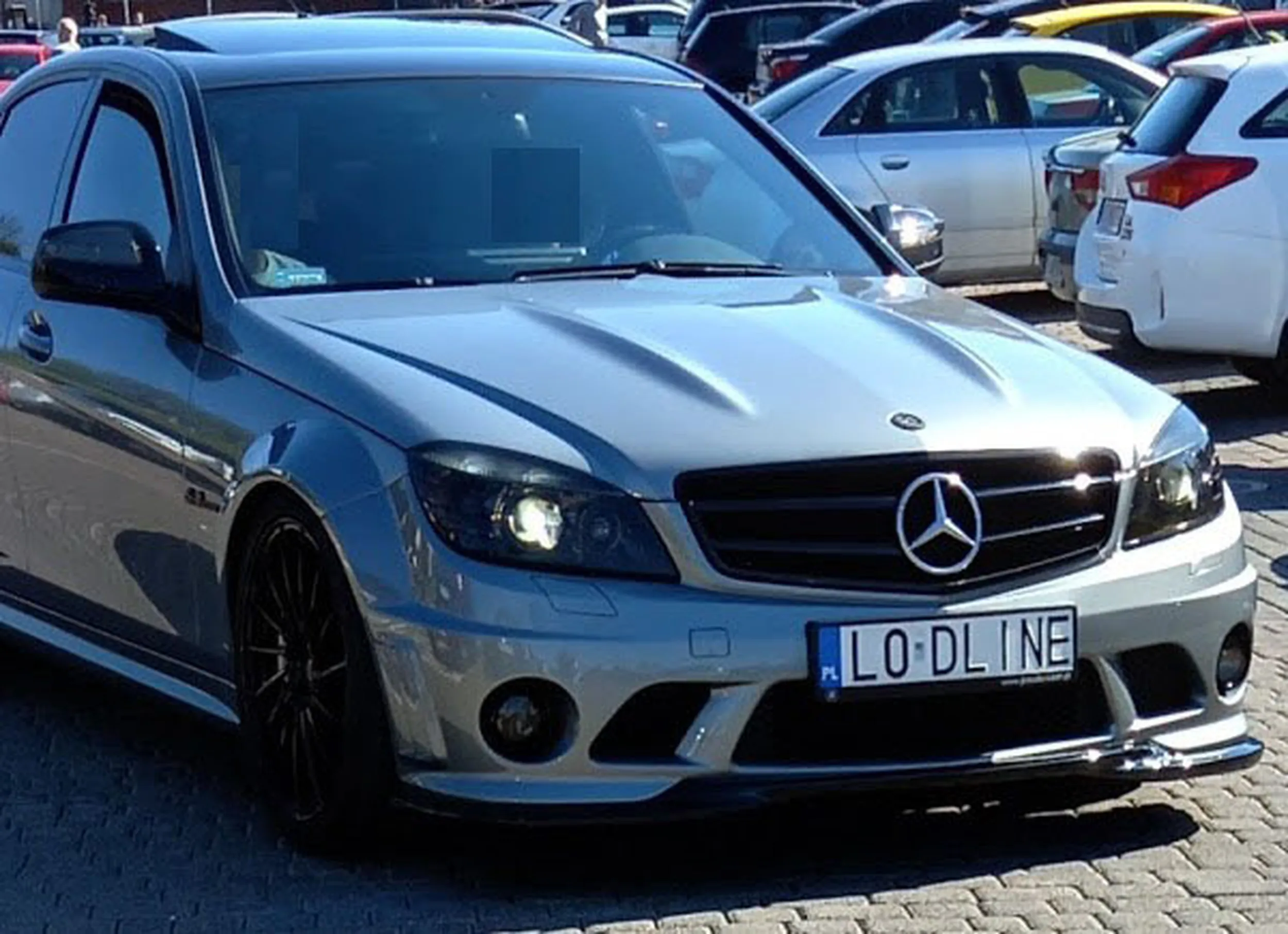 Fajny numer, blacha L0 DLINE