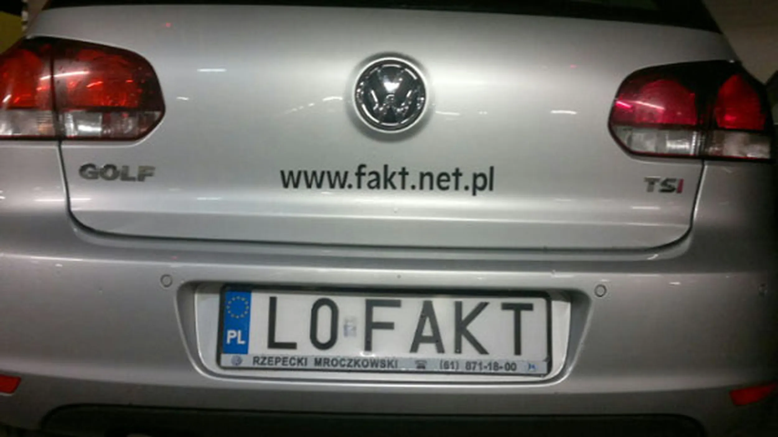 Fajny numer, blacha L0 FAKT