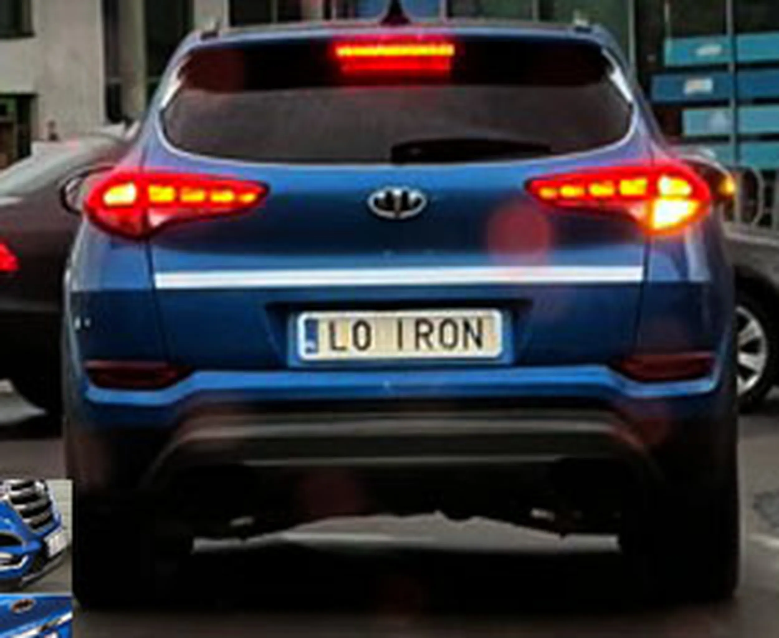 Fajny numer, blacha L0 IRON