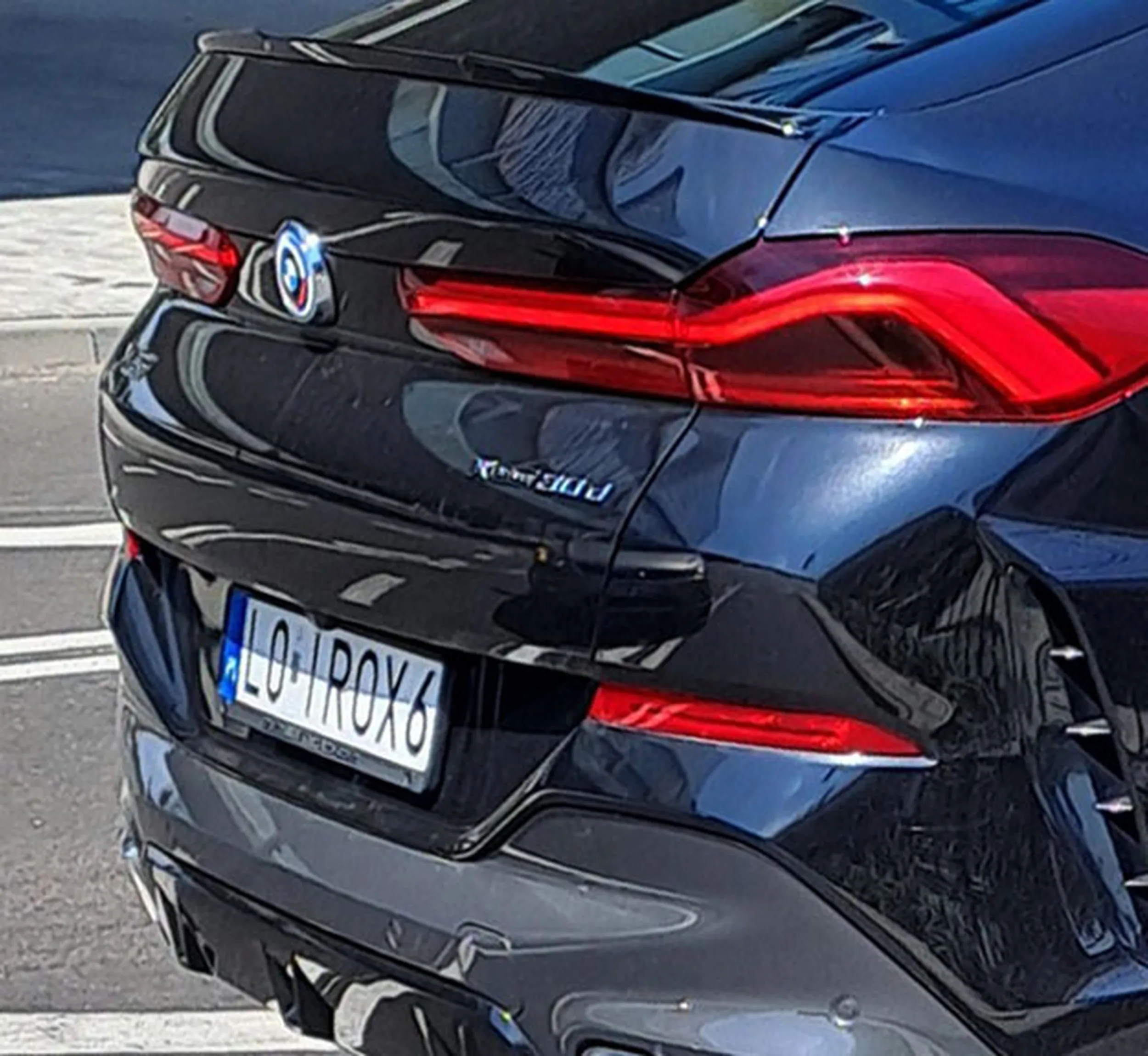 Fajny numer, blacha L0 IROX6