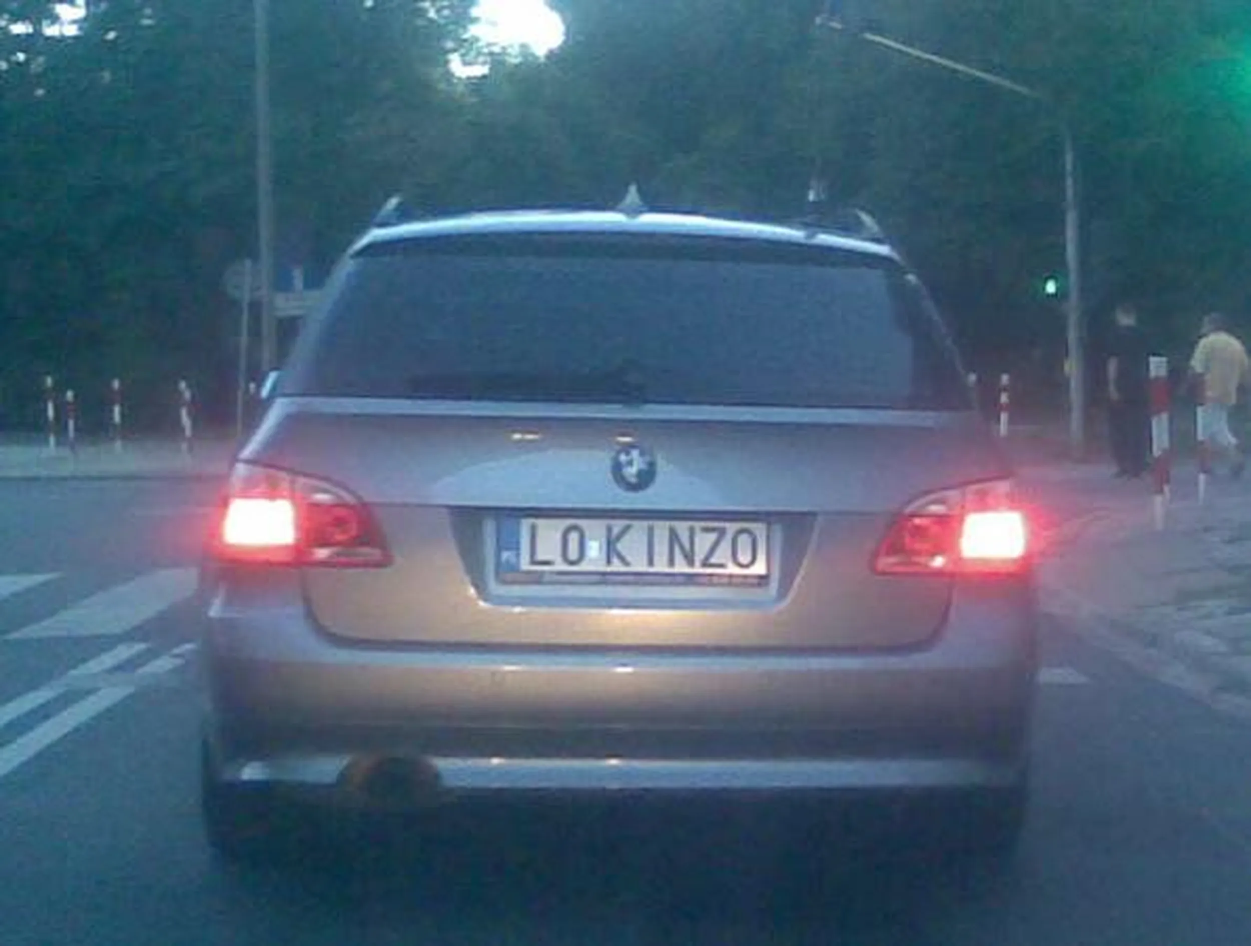 Fajny numer, blacha L0 KINZO