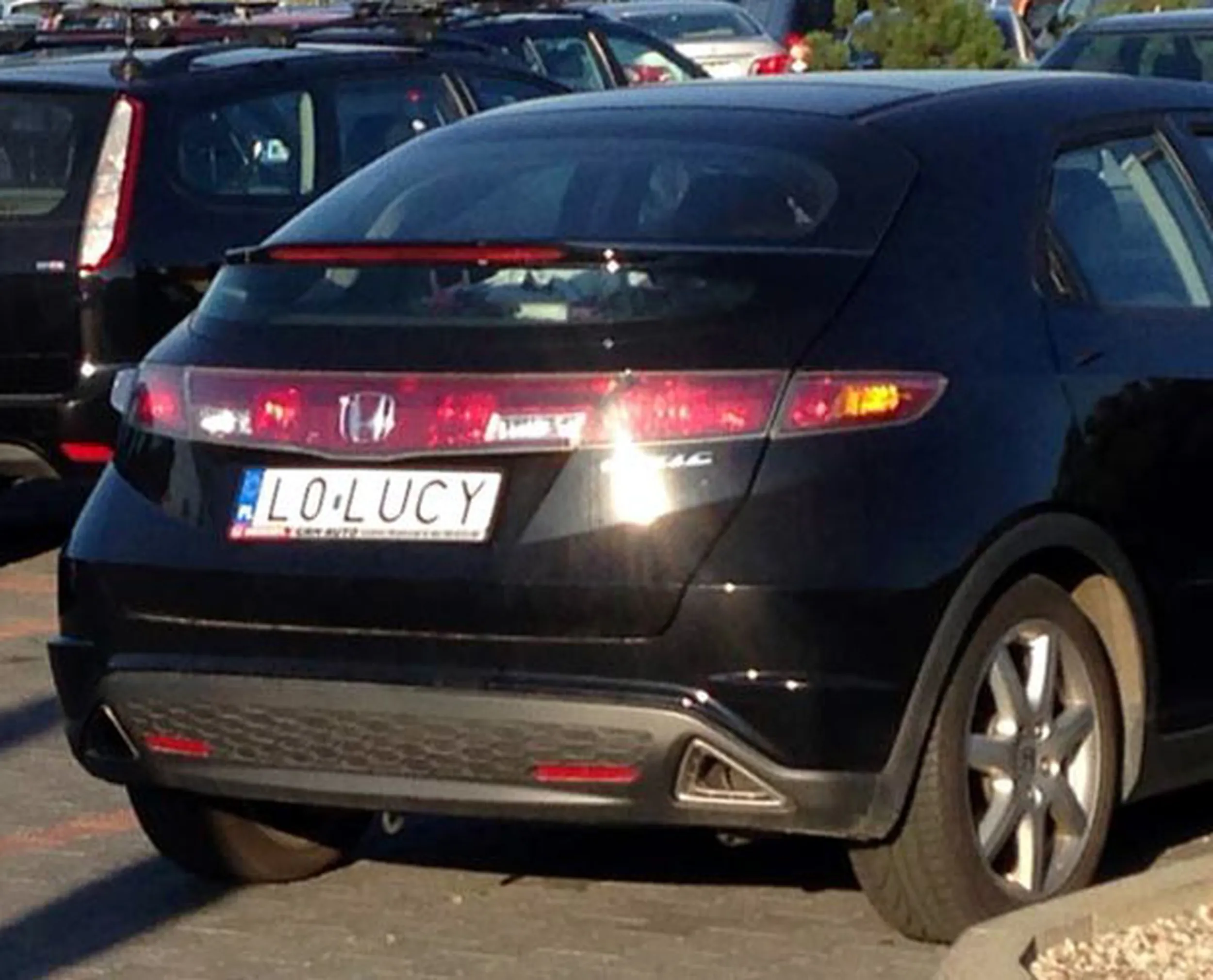 Fajny numer, blacha L0 LUCY