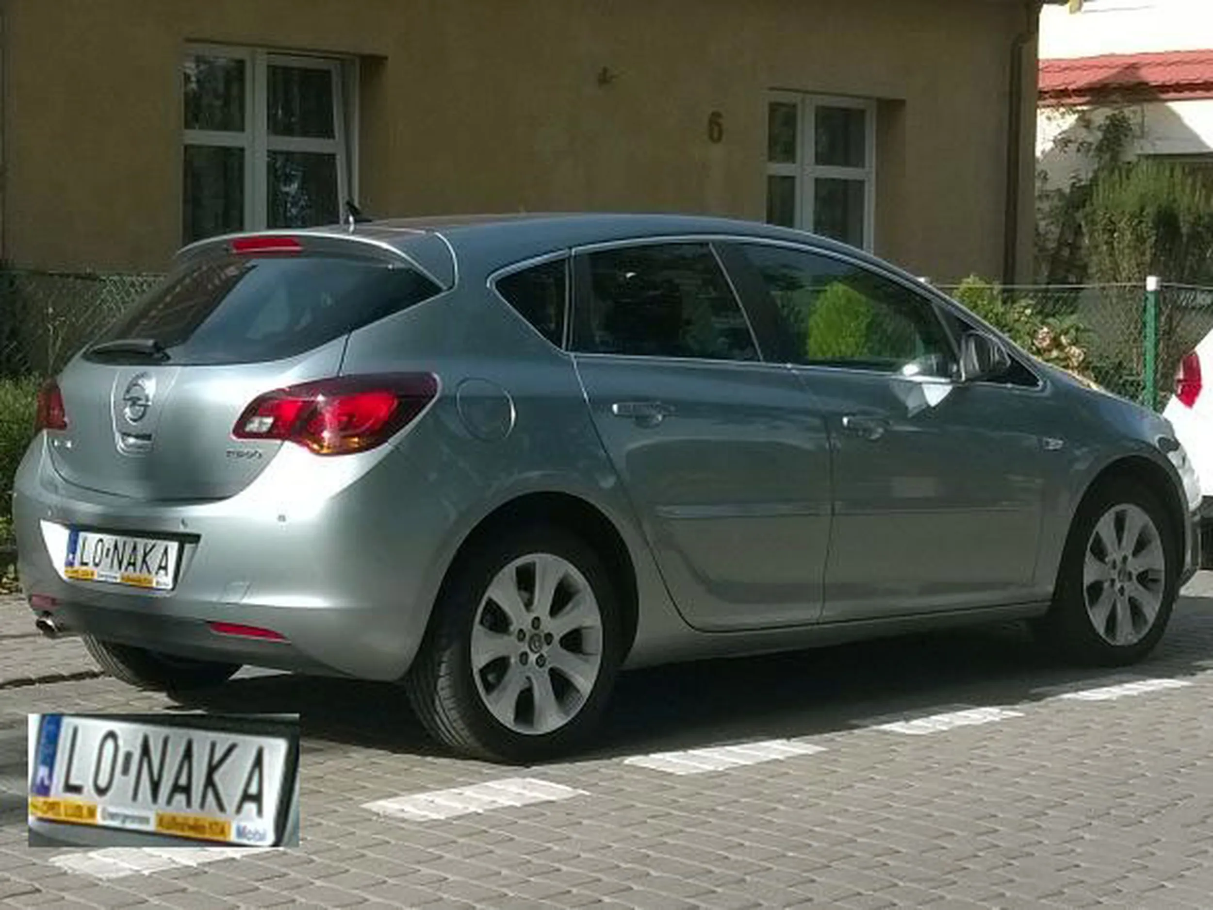 Fajny numer, blacha L0 NAKA