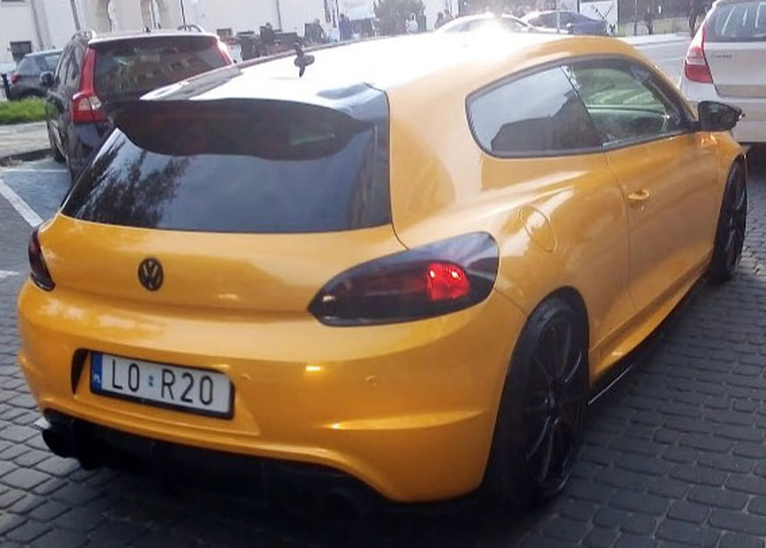 Fajny numer, blacha L0 R20