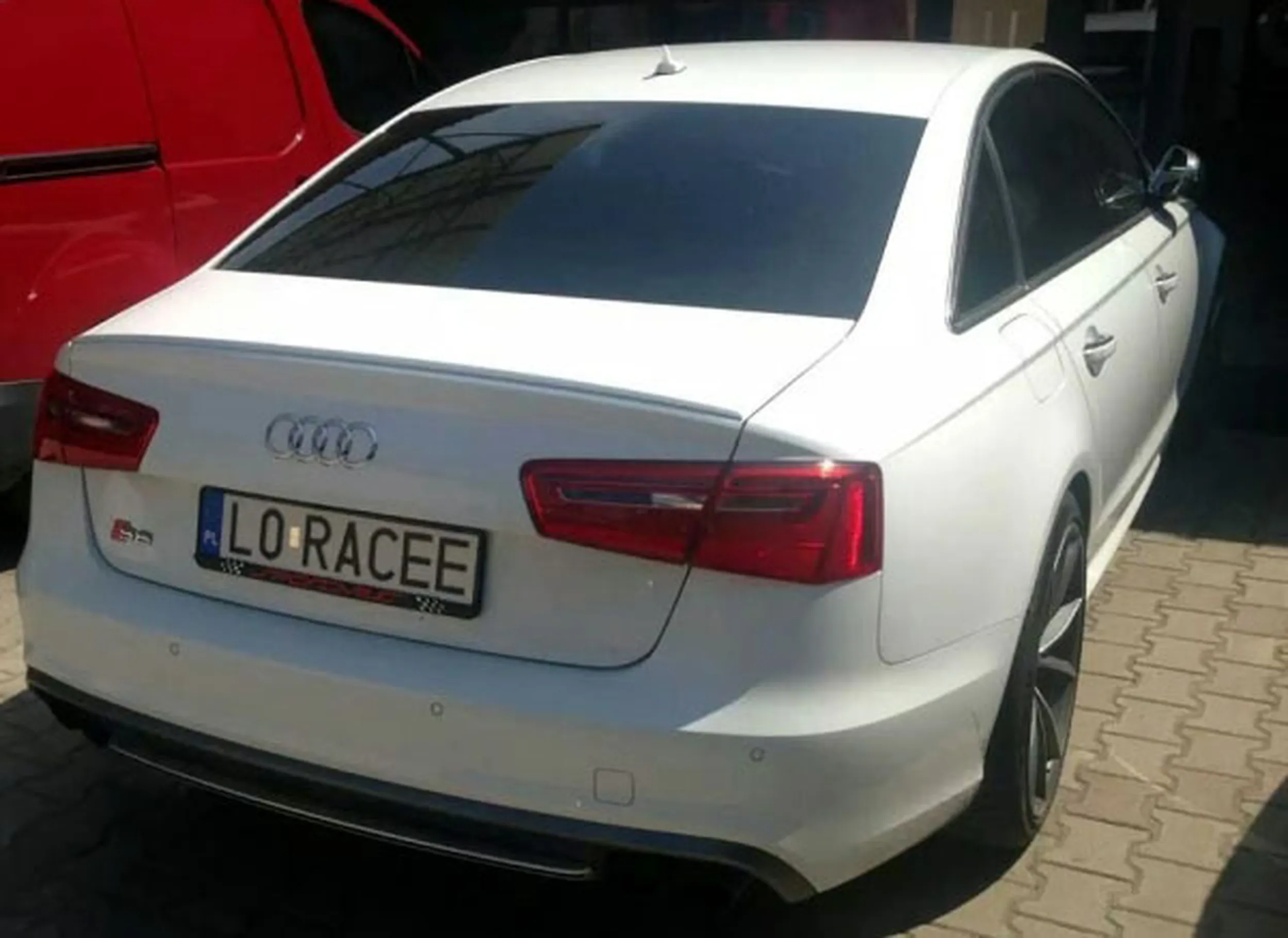 Fajny numer, blacha L0 RACEE