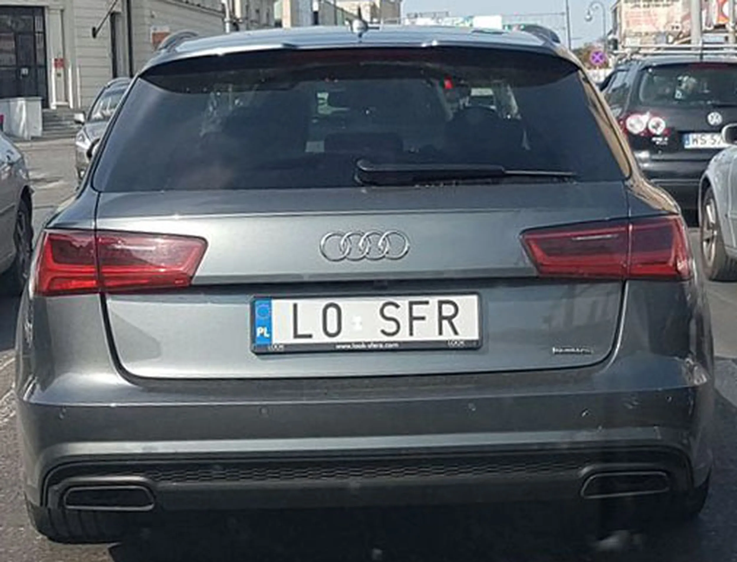 Fajny numer, blacha L0 SFR