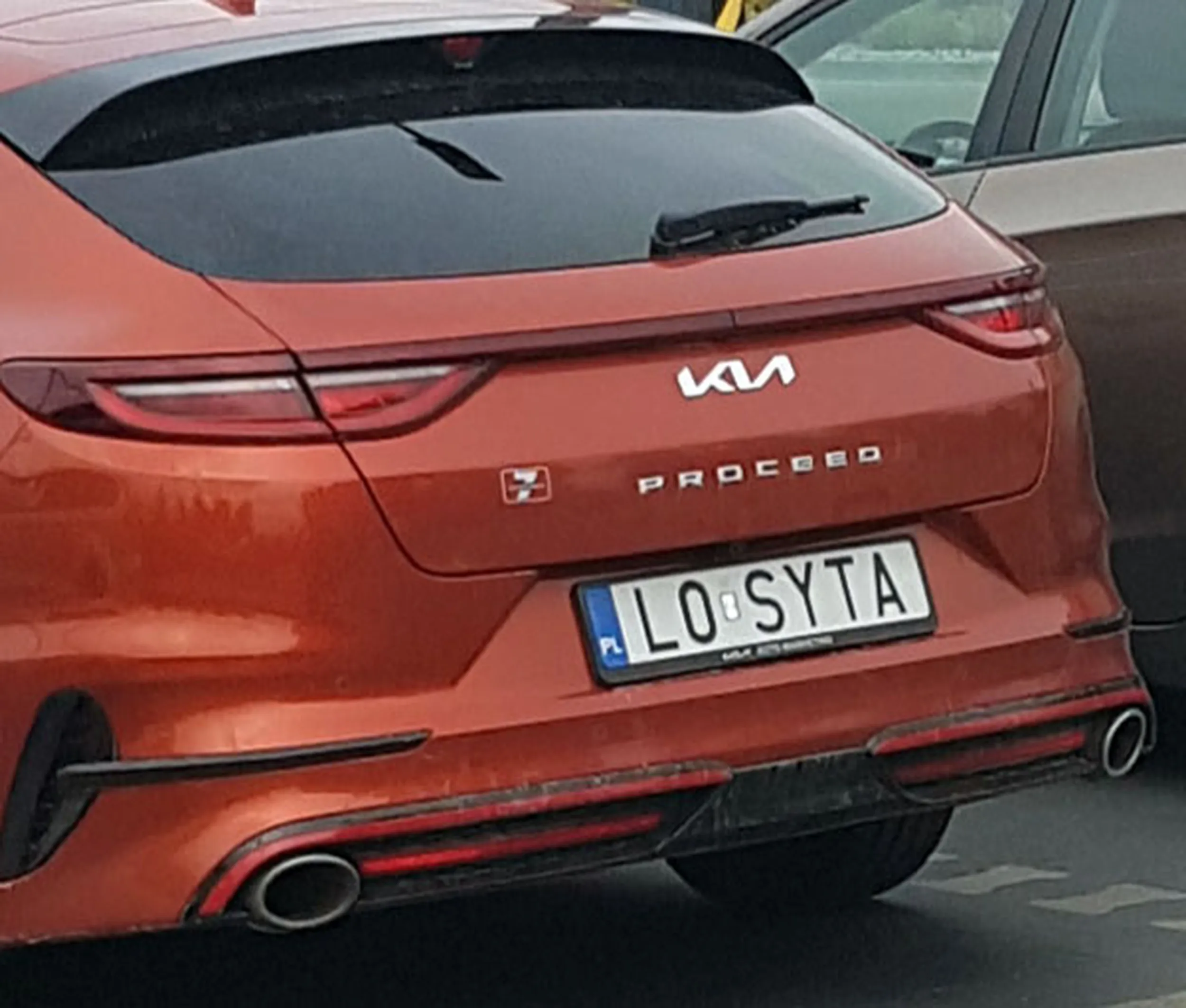 Fajny numer, blacha L0 SYTA