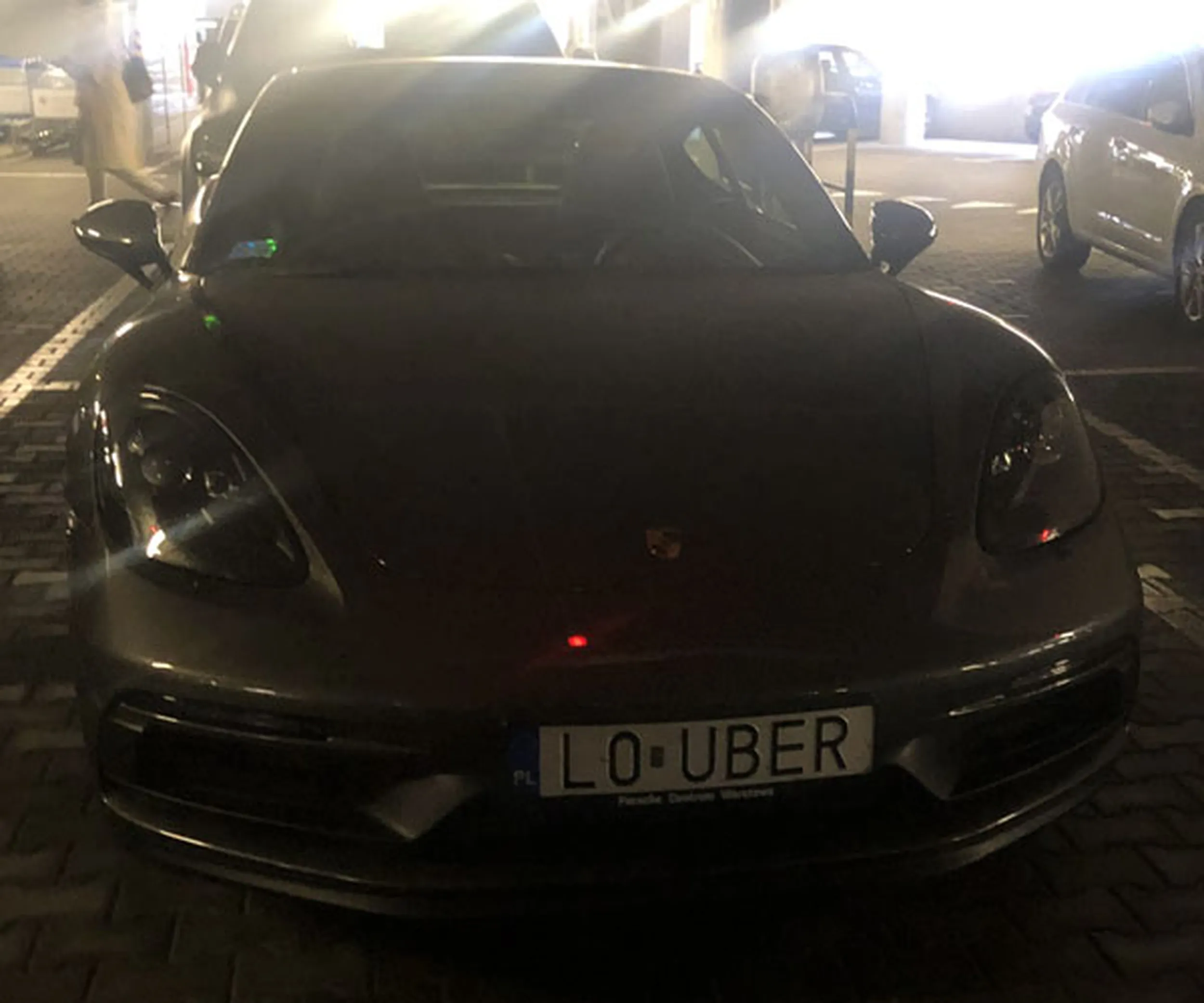 Fajny numer, blacha L0 UBER