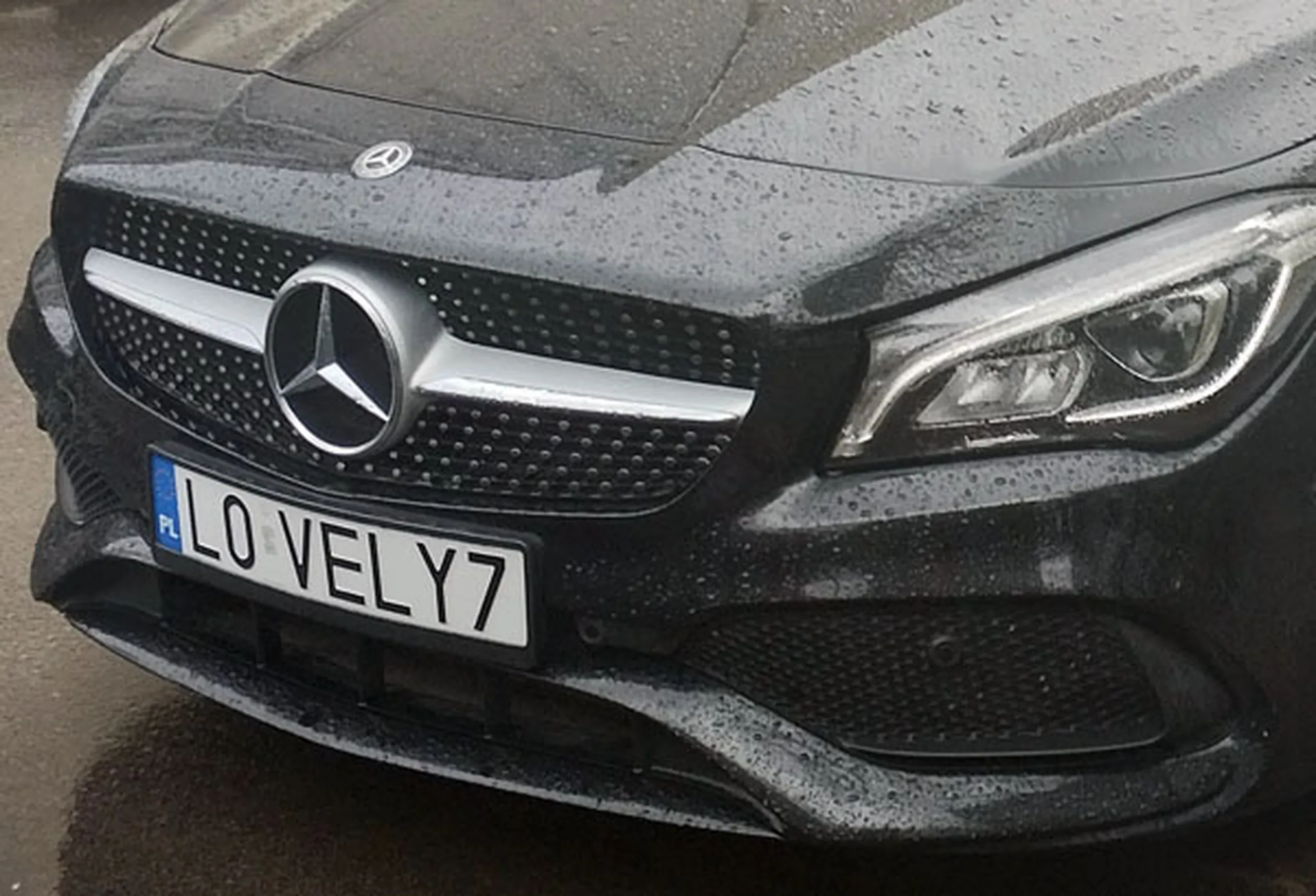 Fajny numer, blacha L0 VELY7