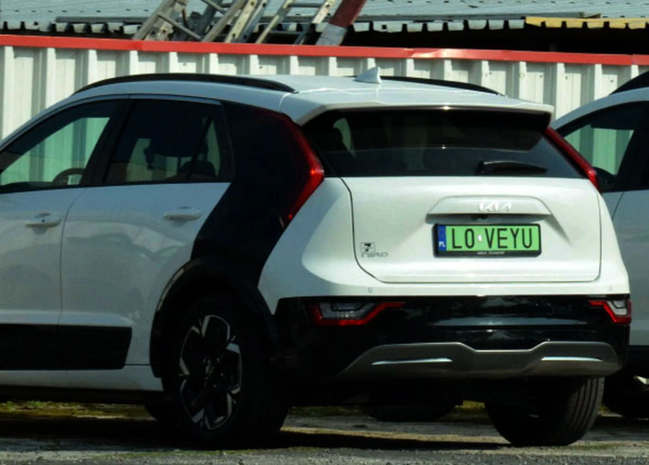 Fajny numer, blacha L0 VEYU