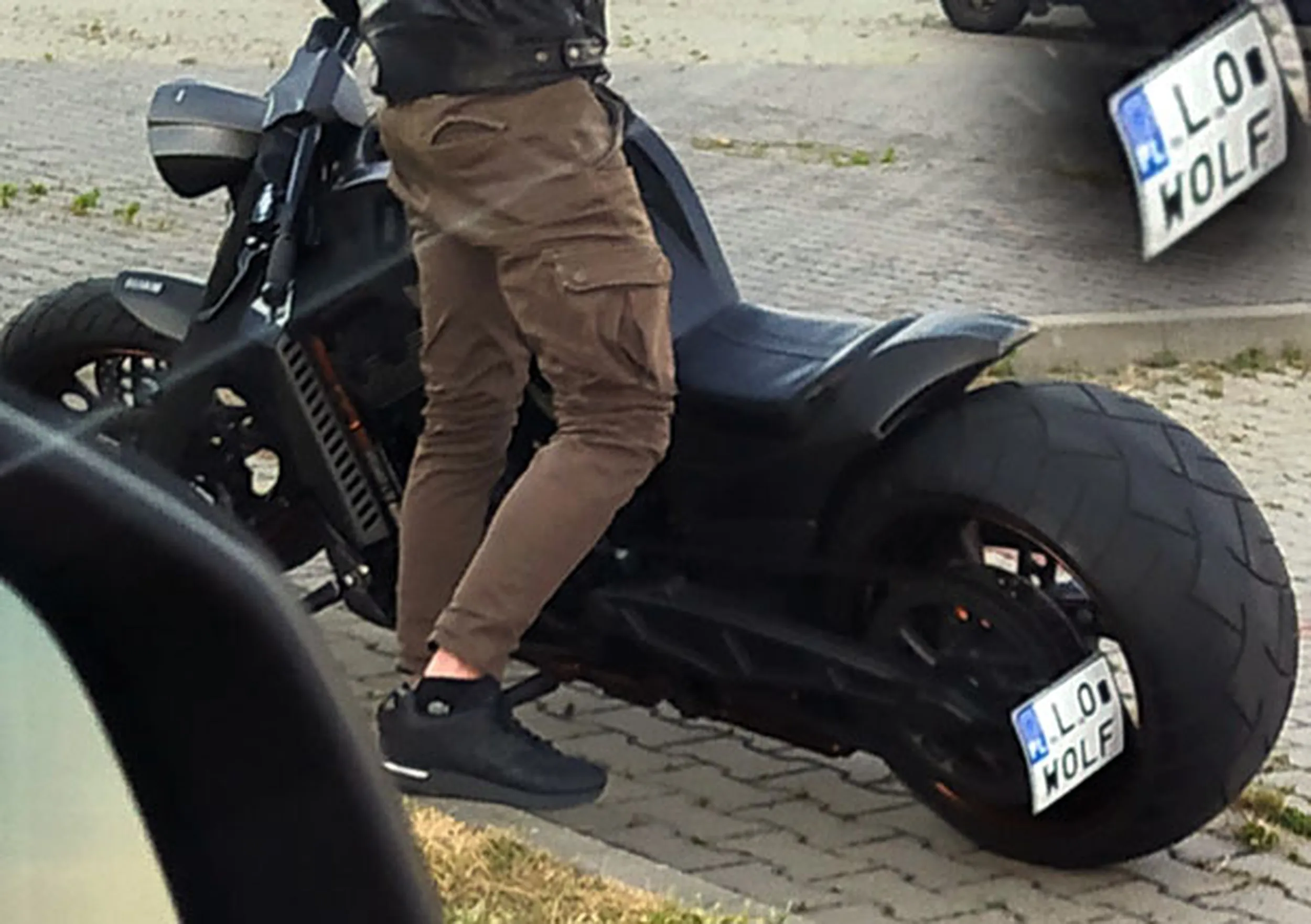 Fajny numer, blacha L0 WOLF