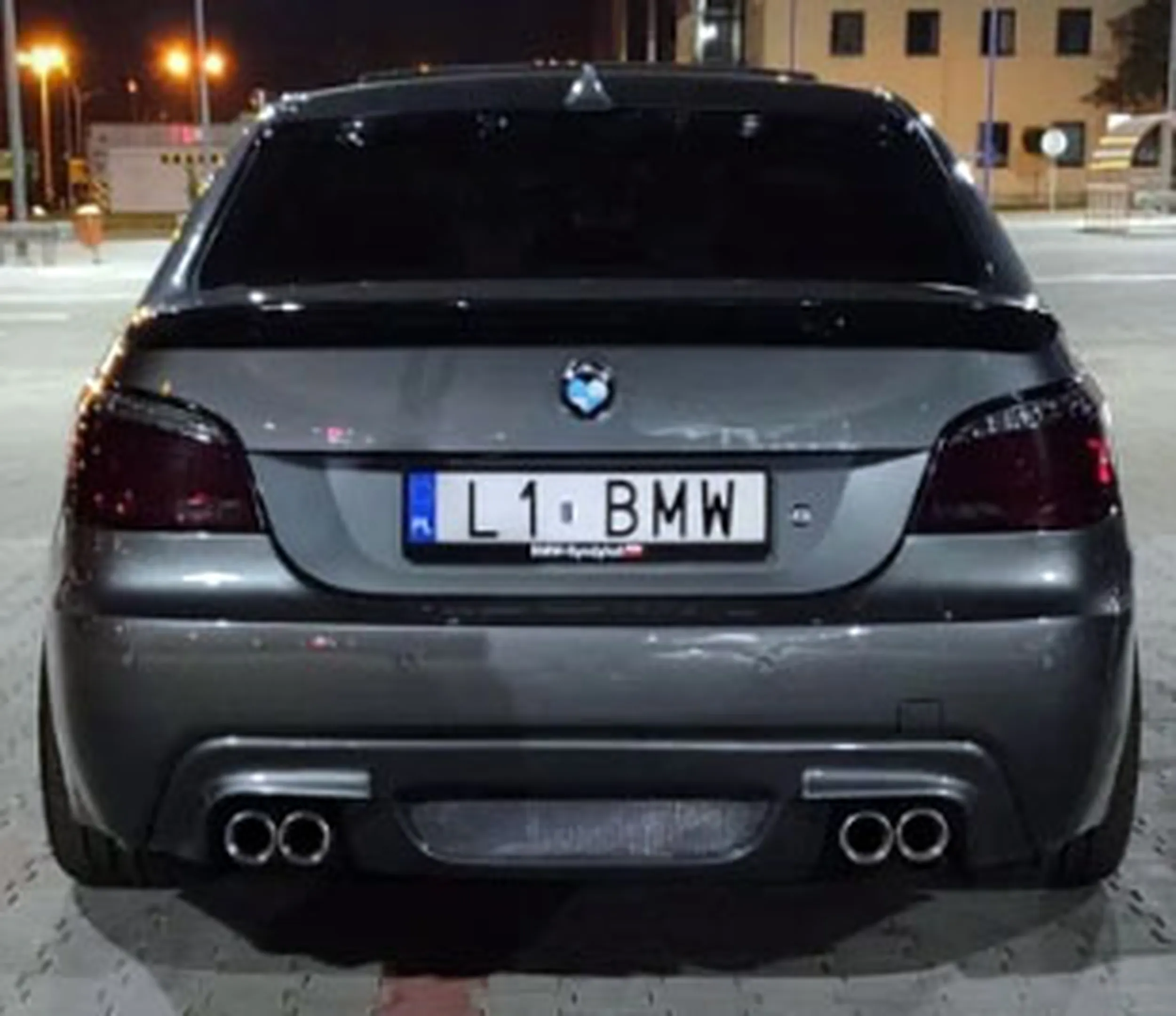 Fajny numer, blacha L1 BMW