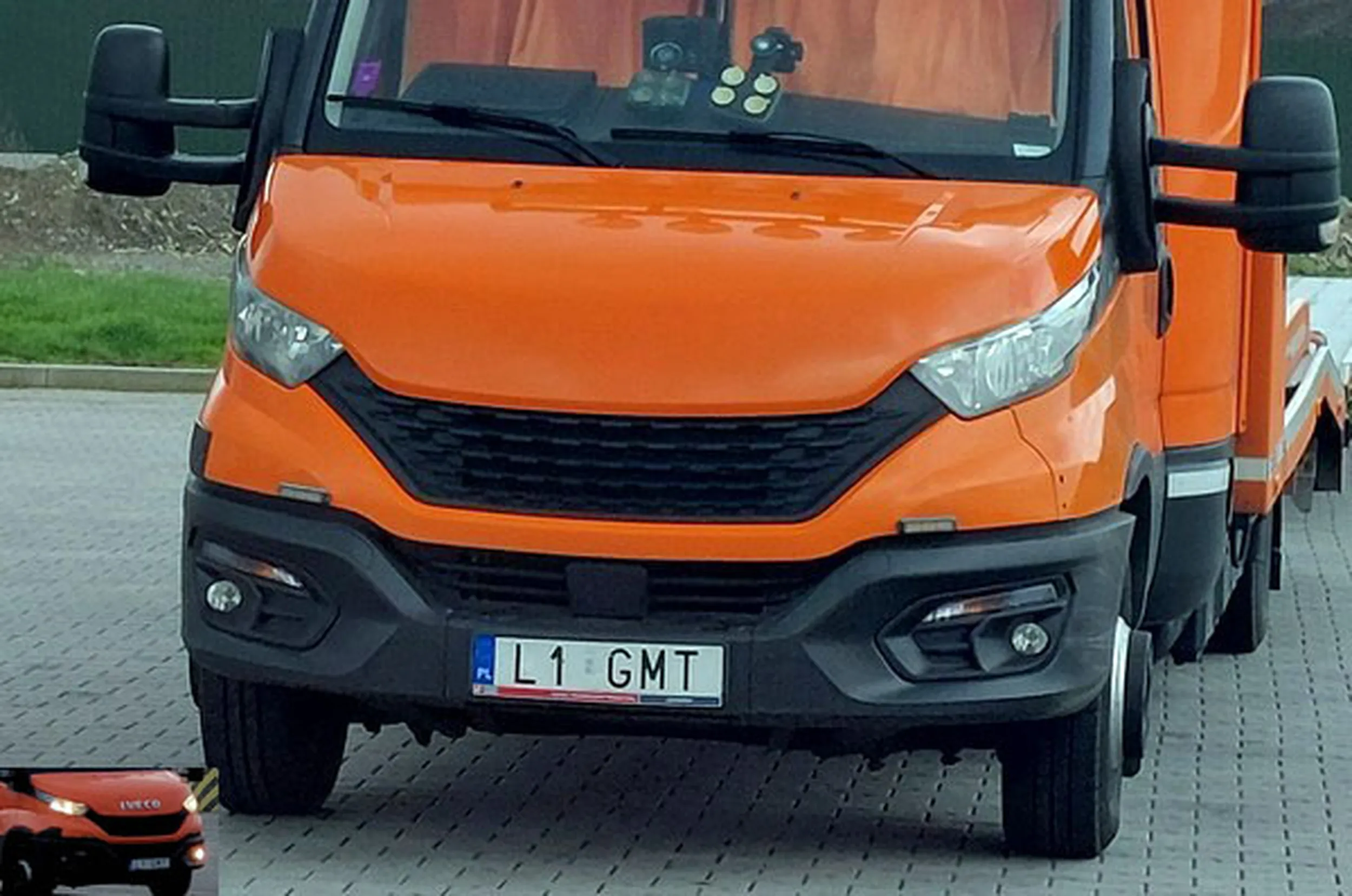 Fajny numer, blacha L1 GMT