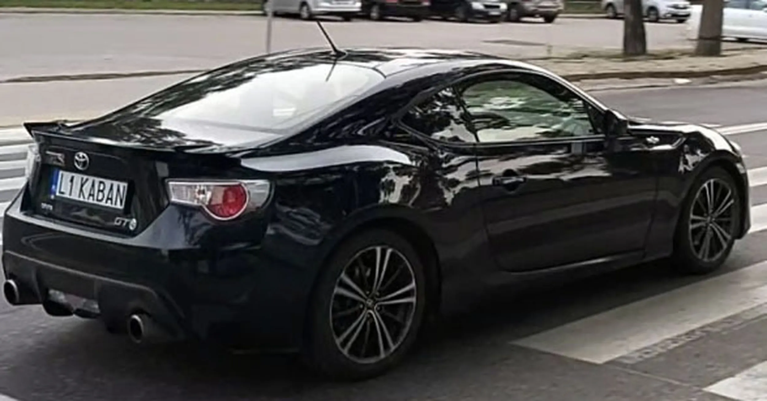 Fajny numer, blacha L1 KABAN