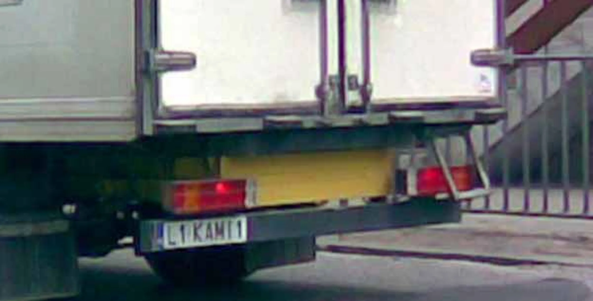 Fajny numer, blacha L1 KAMI1