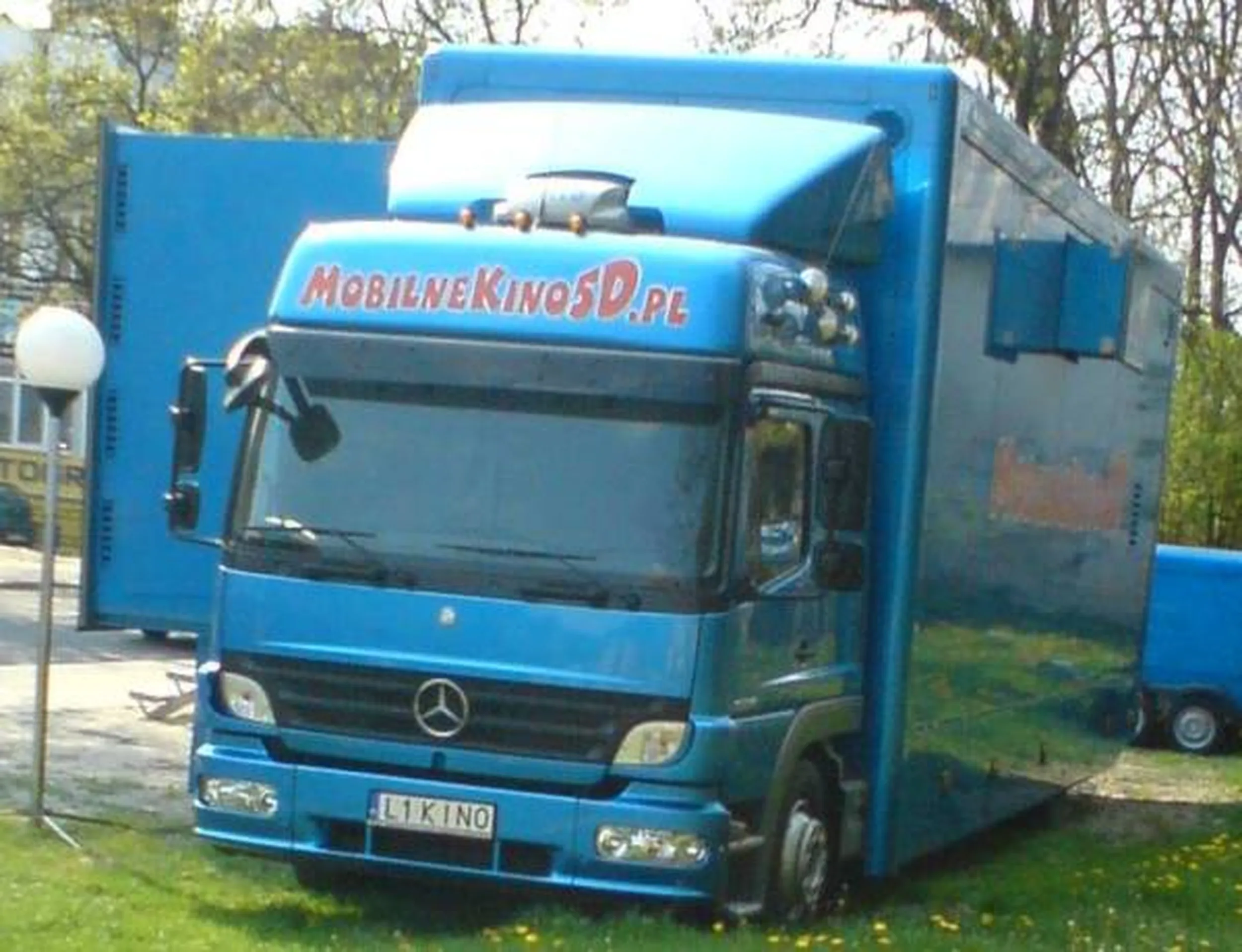 Fajny numer, blacha L1 KINO