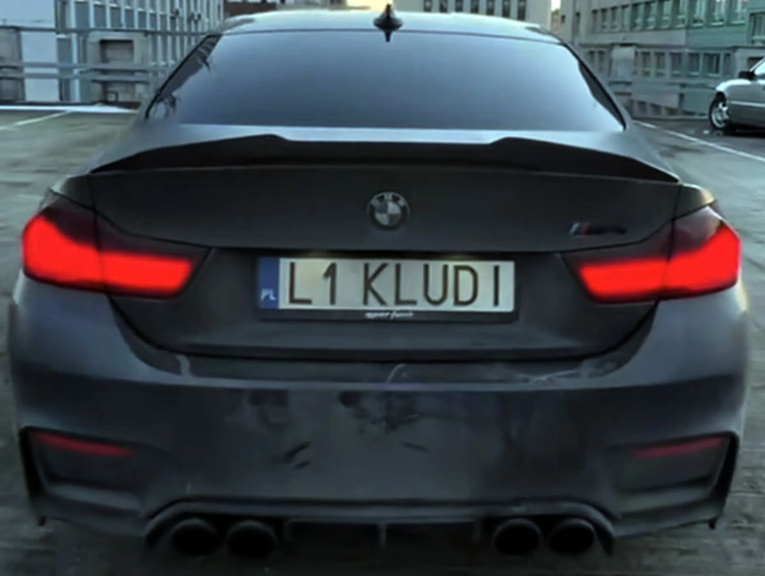 Fajny numer, blacha L1 KLUDI