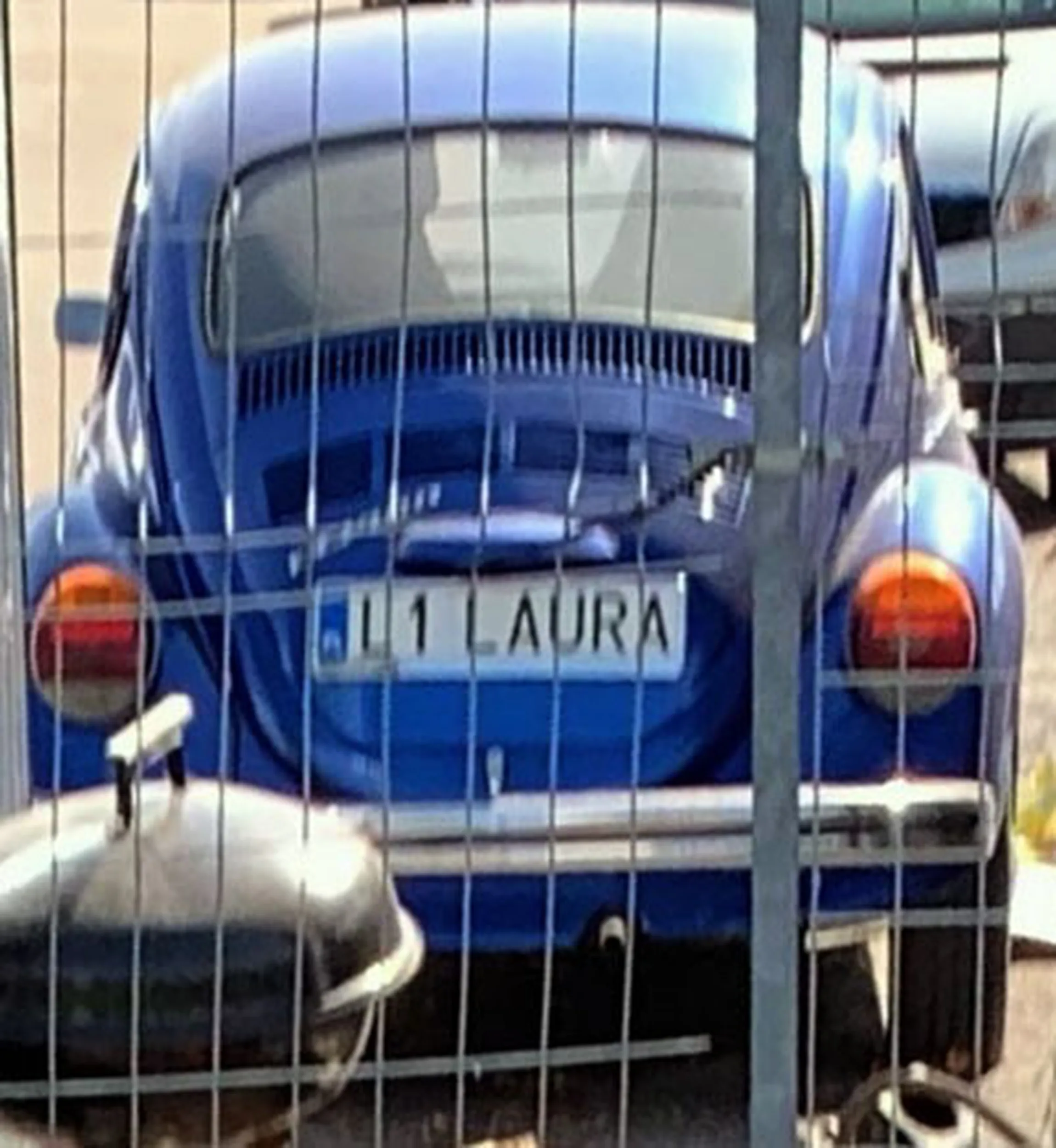 Fajny numer, blacha L1 LAURA