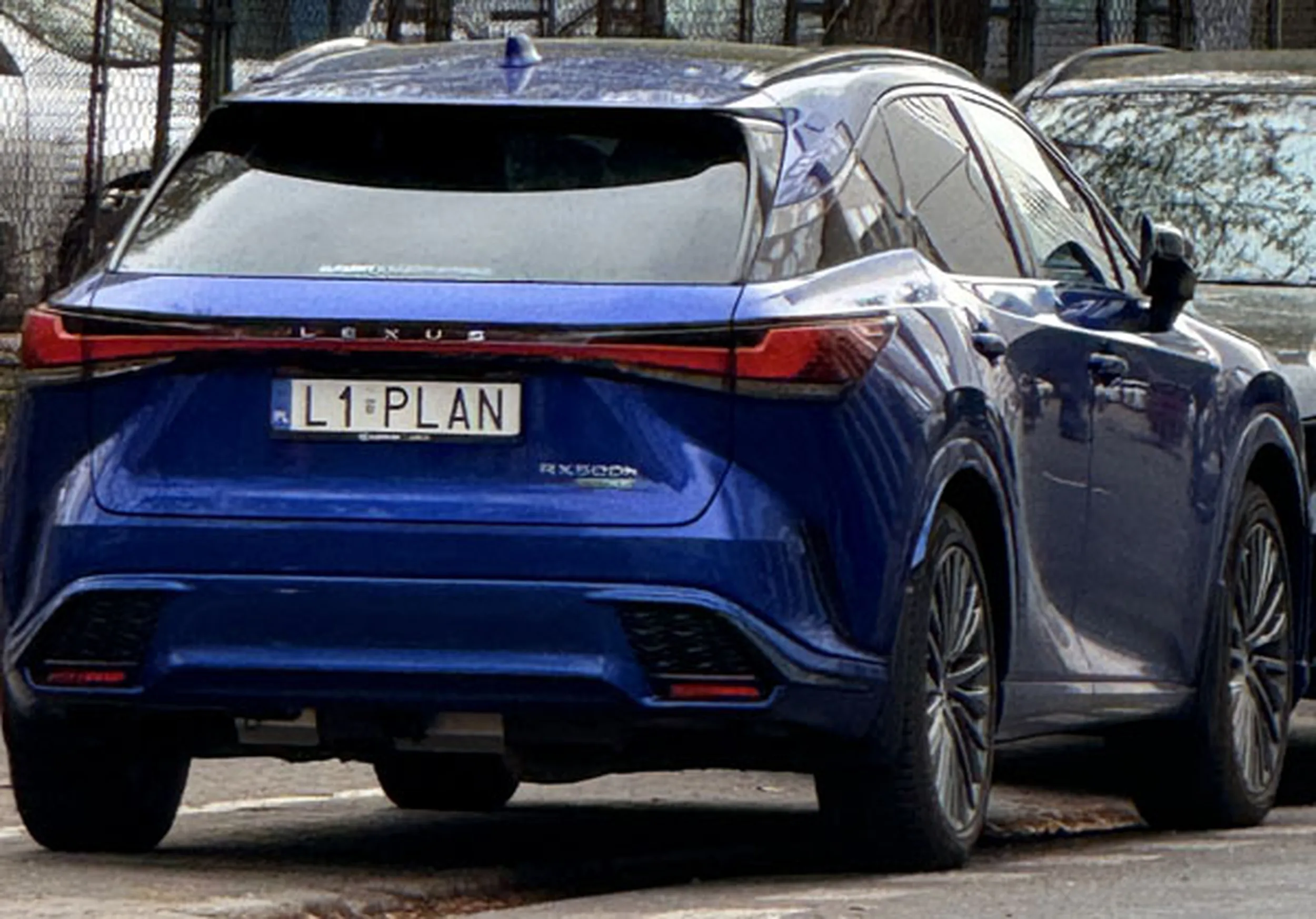 Fajny numer, blacha L1 PLAN