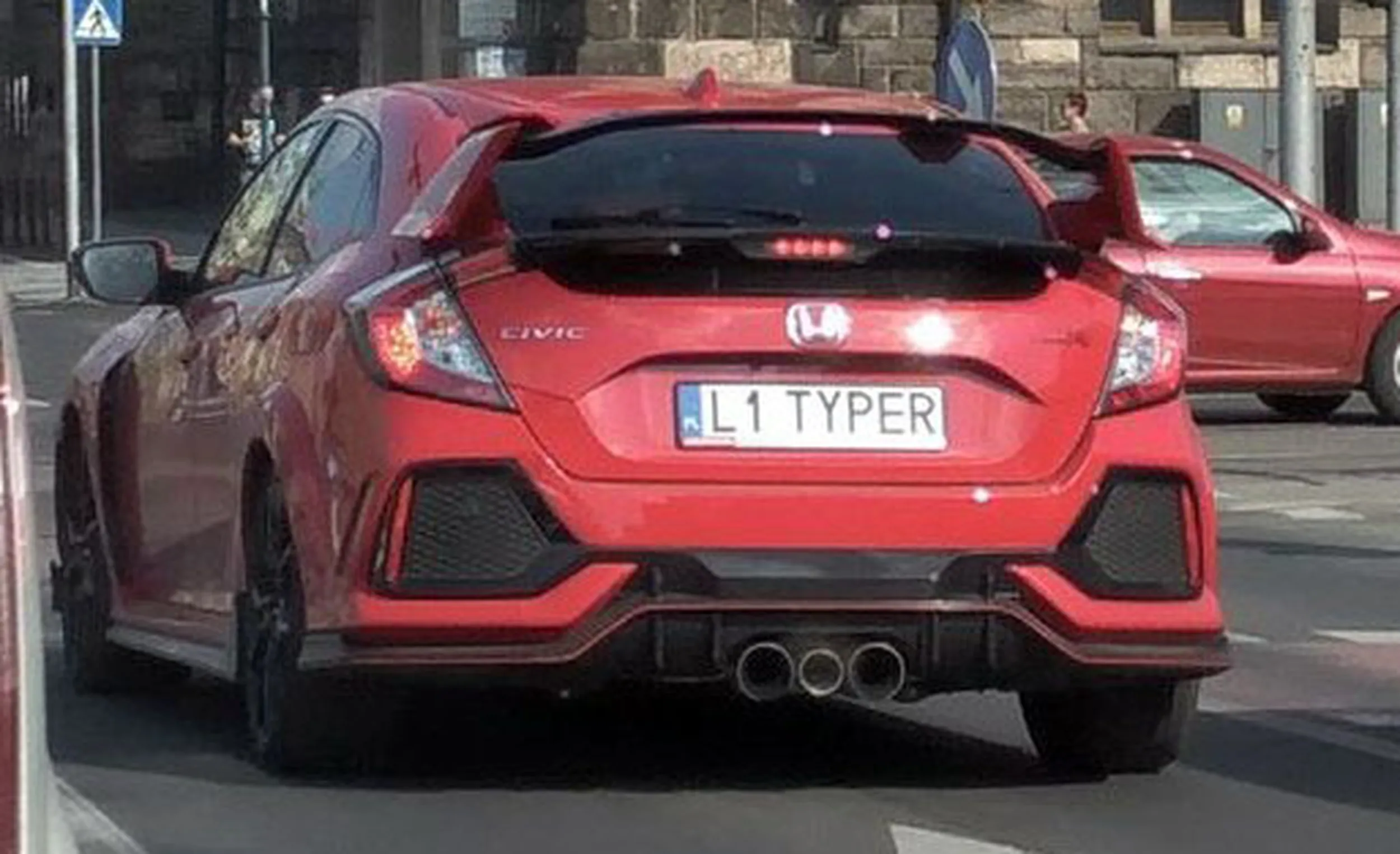 Fajny numer, blacha L1 TYPER