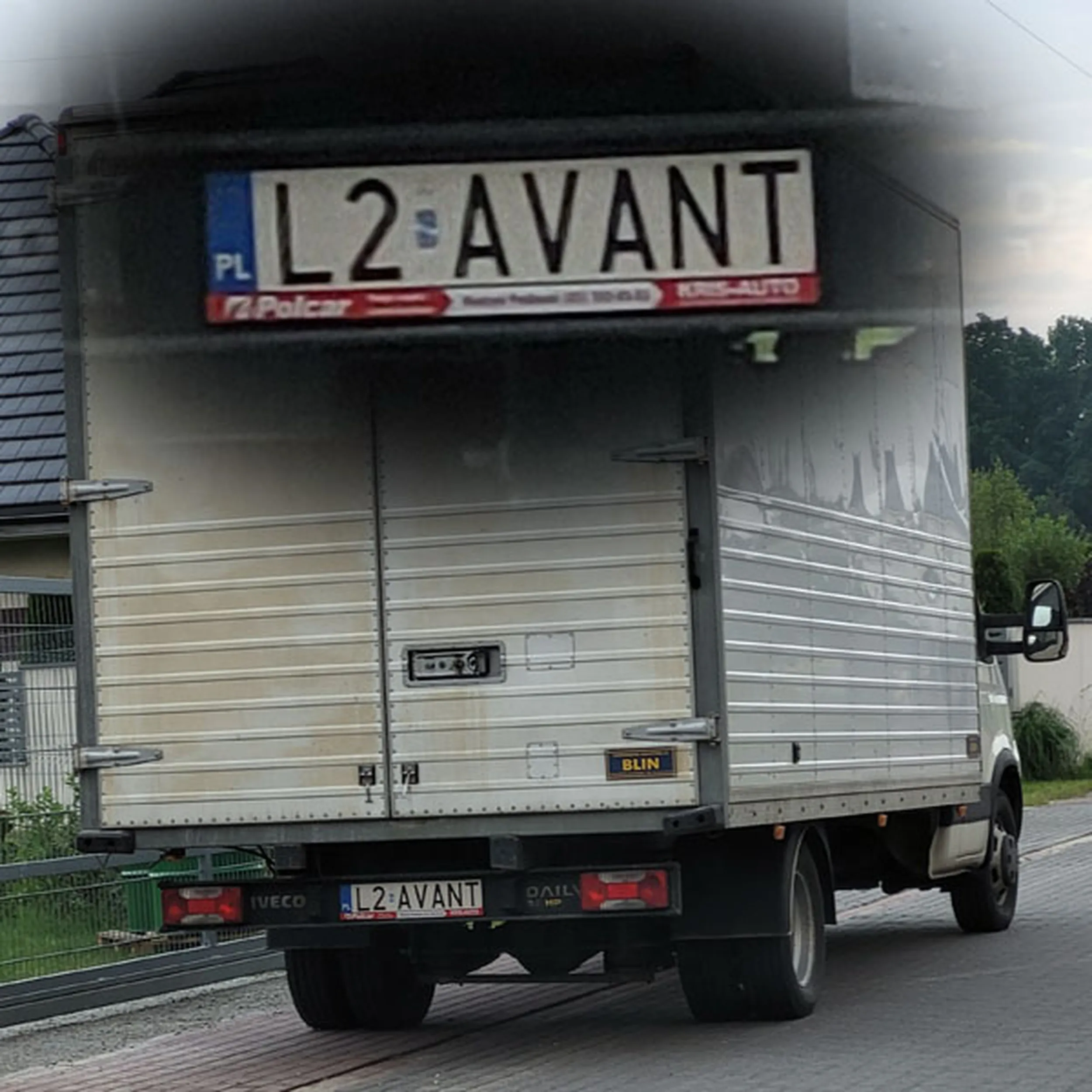 Fajny numer, blacha L2 AVANT