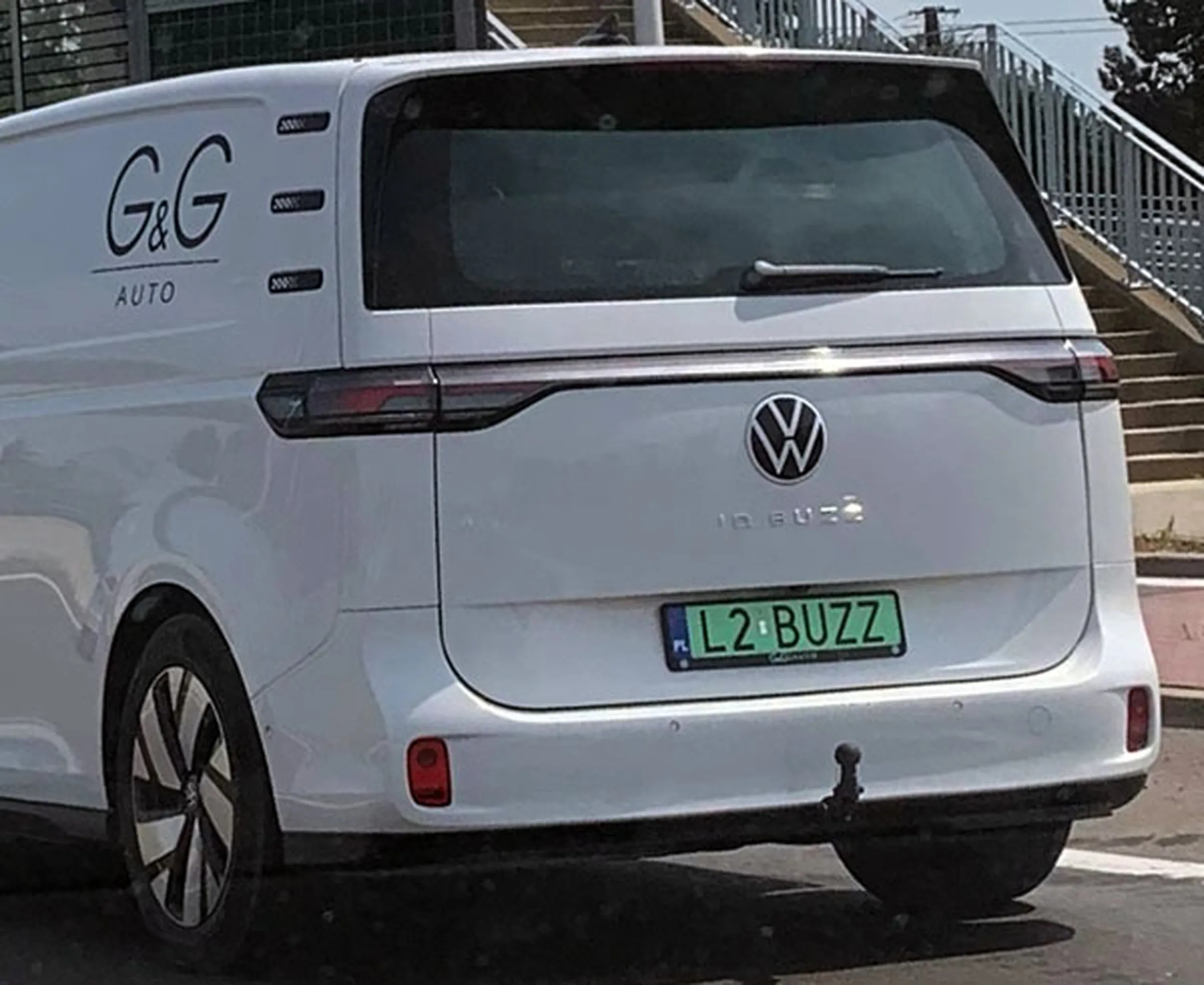 Fajny numer, blacha L2 BUZZ