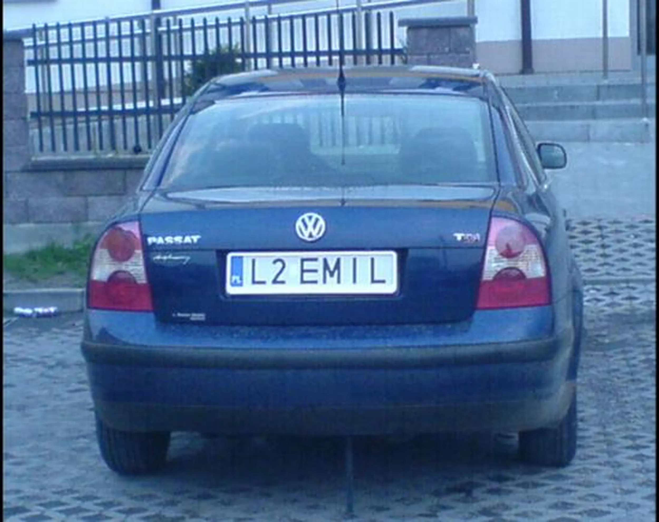 Fajny numer, blacha L2 EMIL