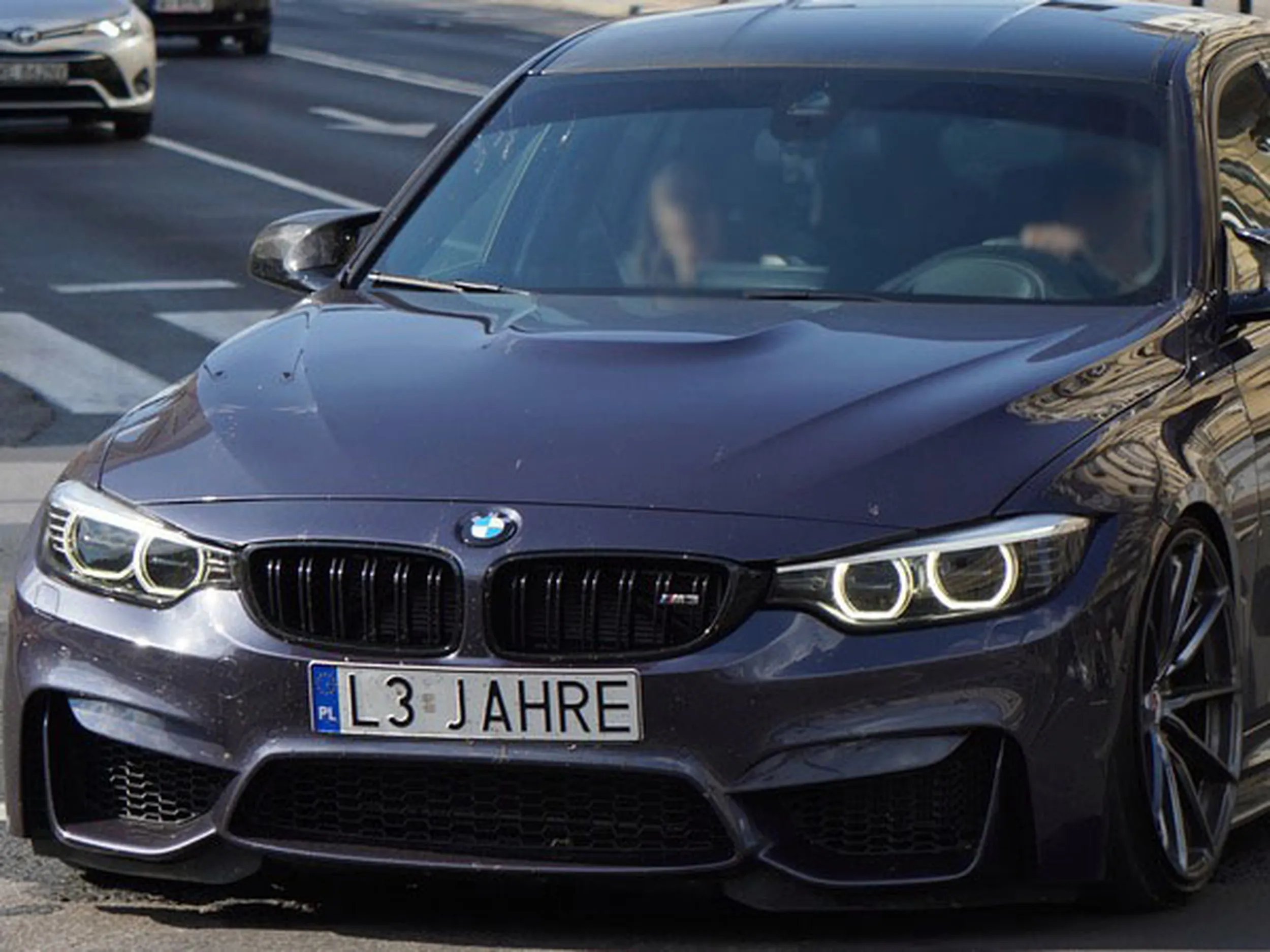 Fajny numer, blacha L3 JAHRE