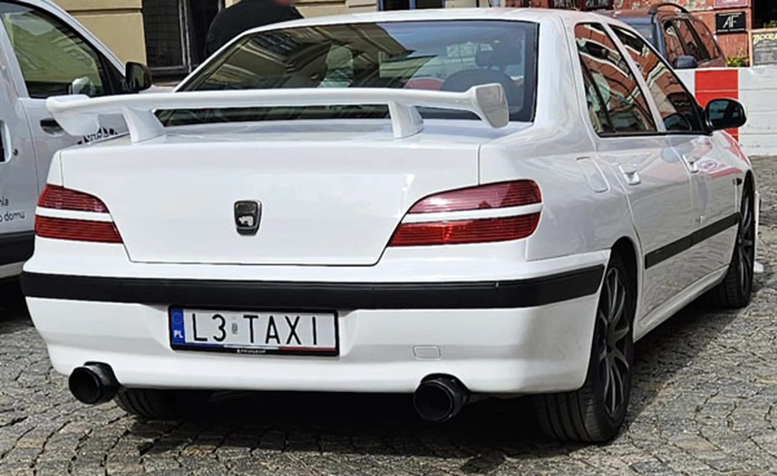 Fajny numer, blacha L3 TAXI