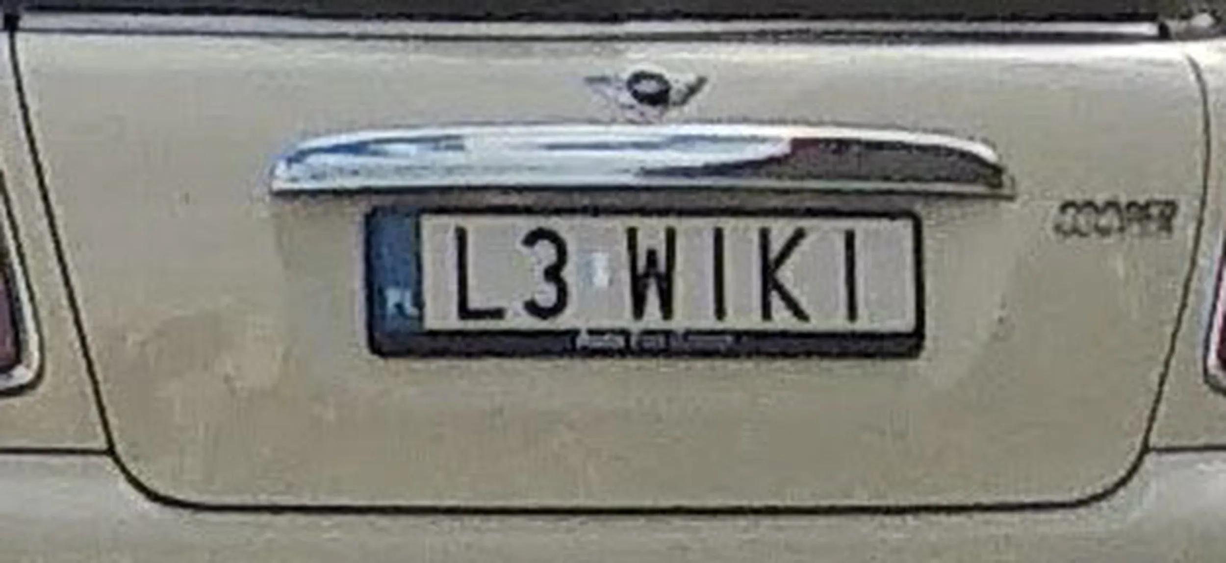 Fajny numer, blacha L3 WIKI