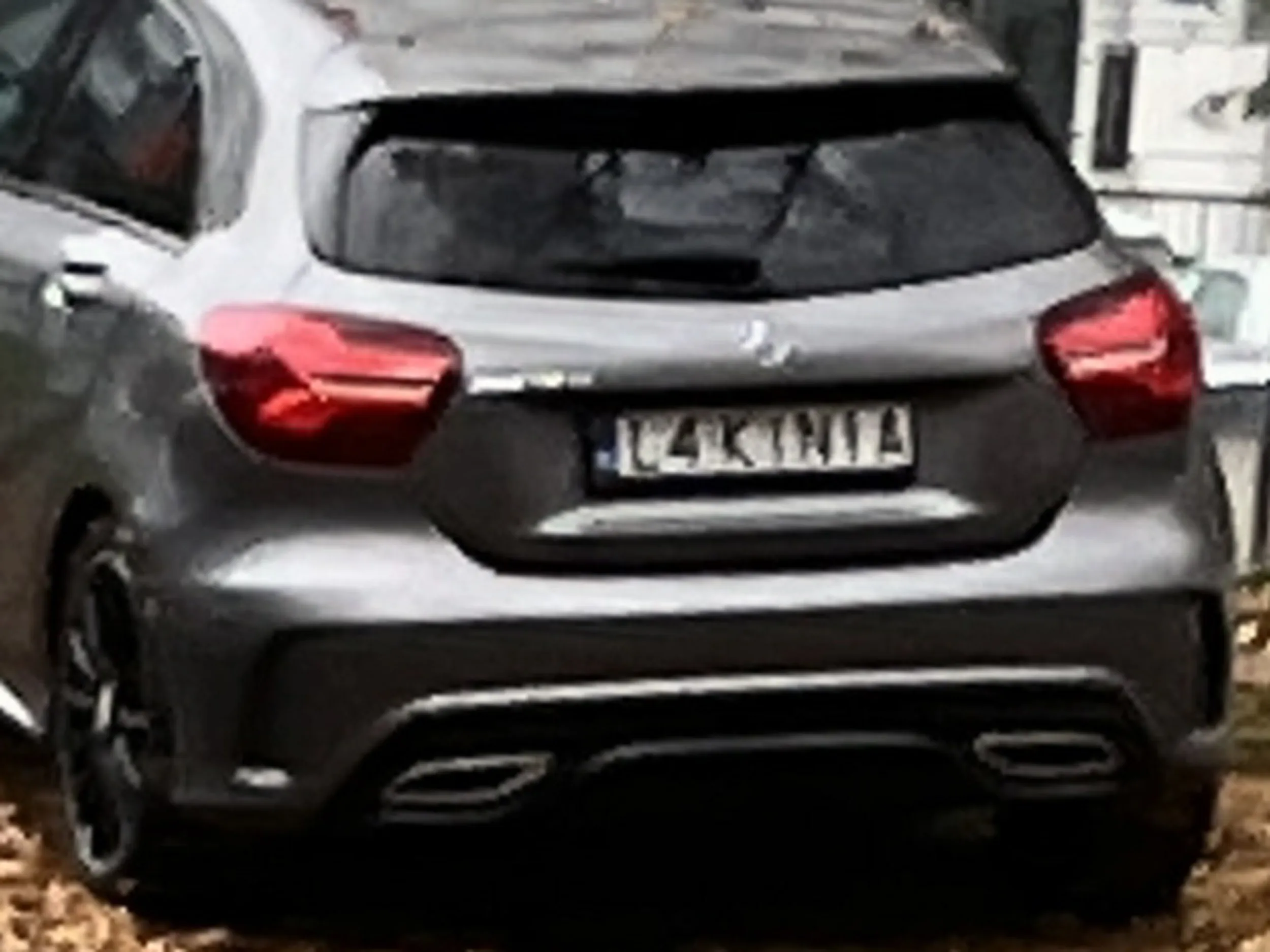 Fajny numer, blacha L4 KINIA