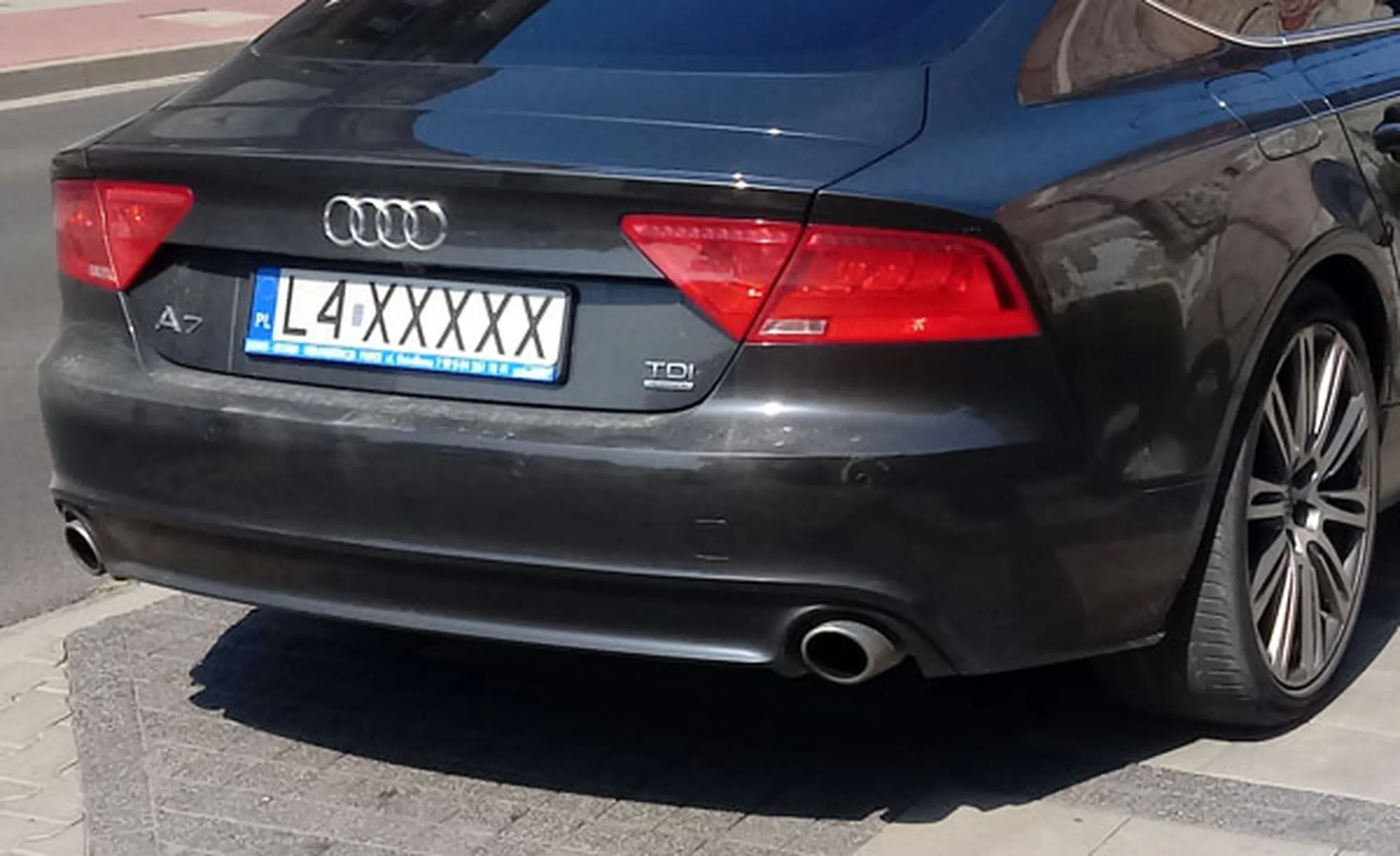 Fajny numer, blacha L4 XXXXX