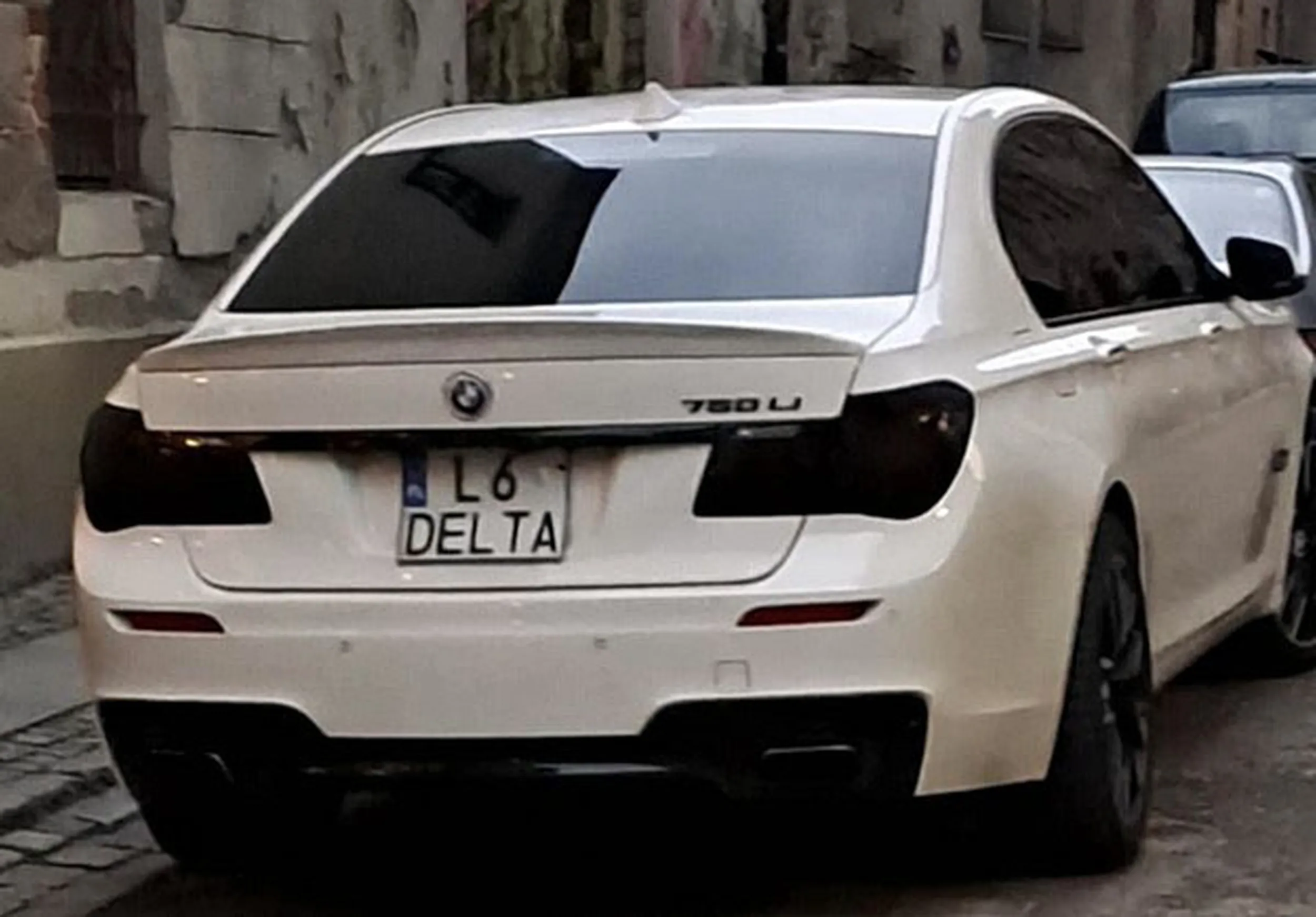 Fajny numer, blacha L6 DELTA