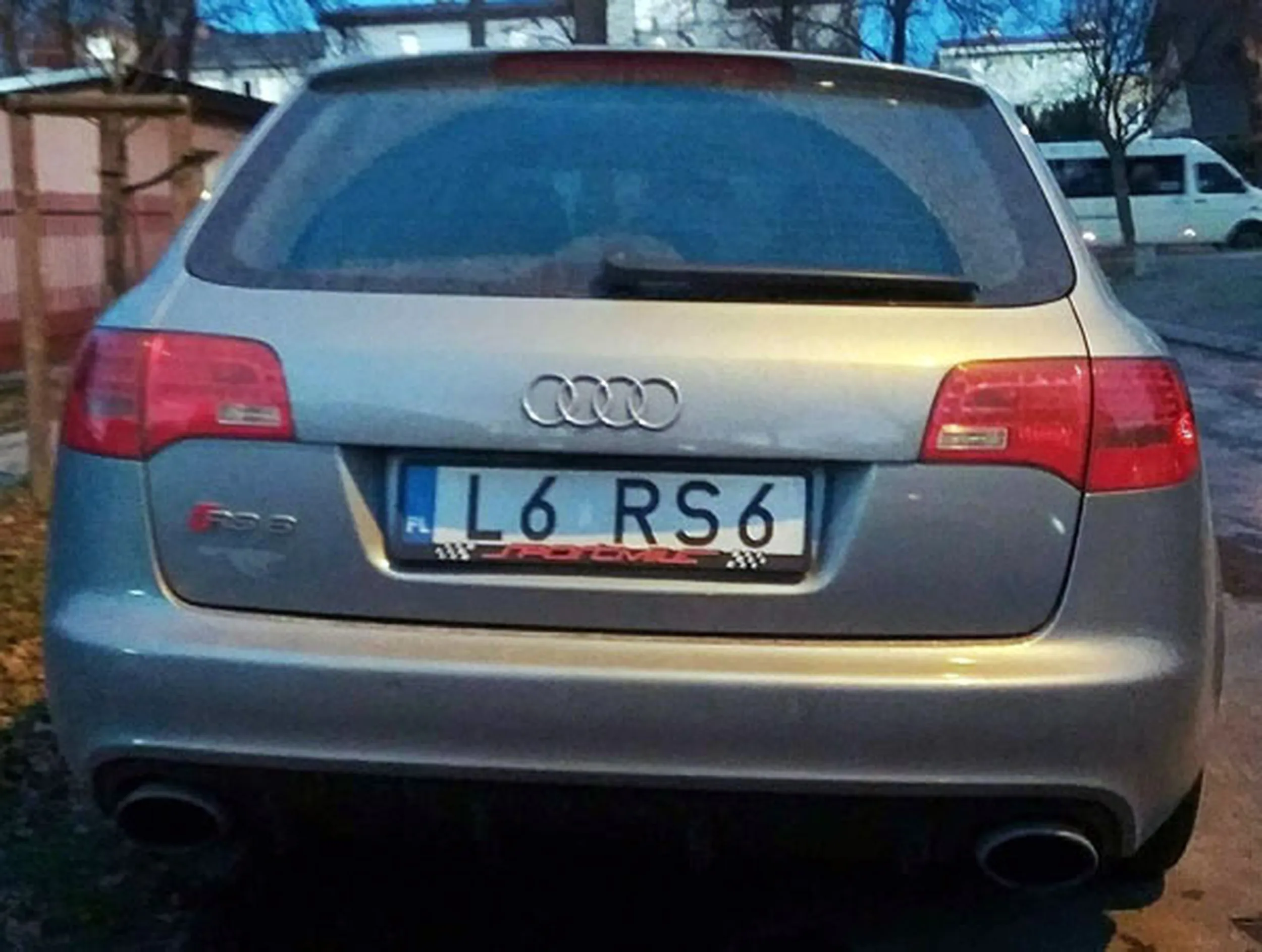 Fajny numer, blacha L6 RS6