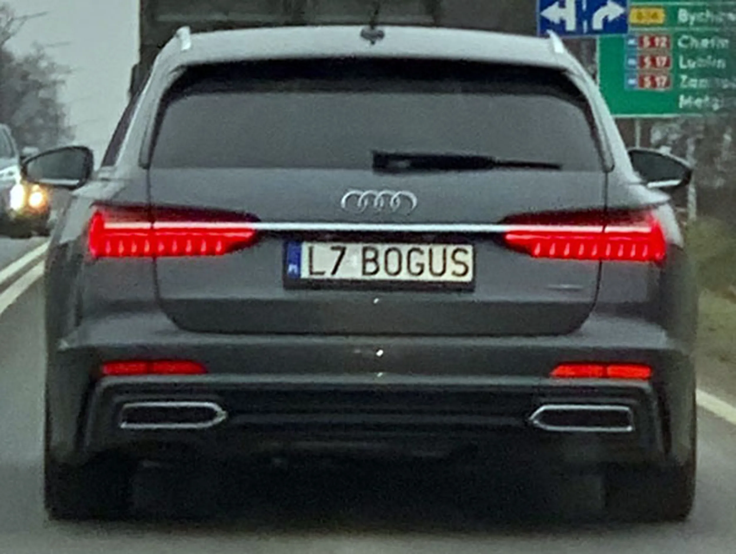 Fajny numer, blacha L7 BOGUS