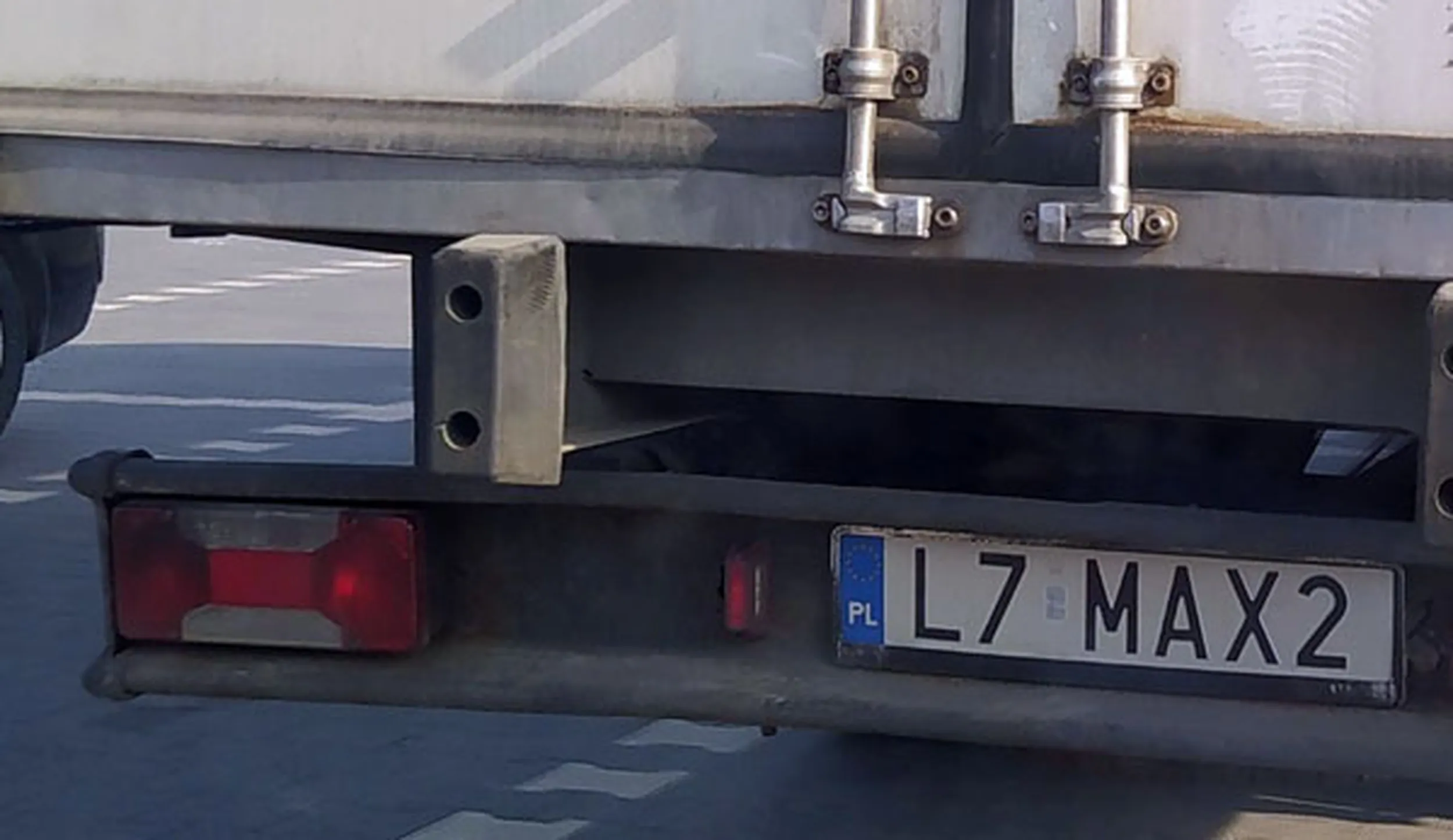 Fajny numer, blacha L7 MAX2