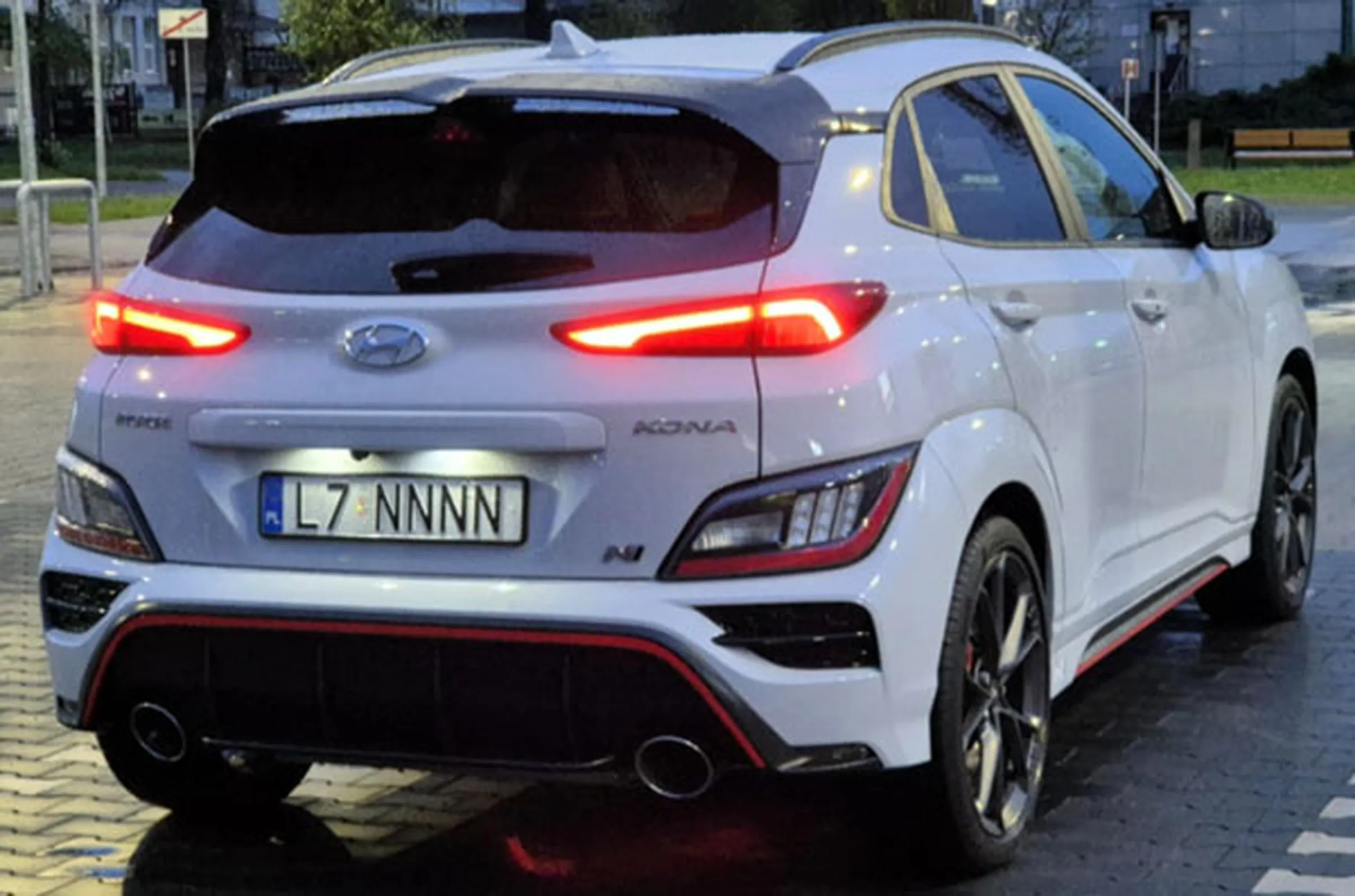 Fajny numer, blacha L7 NNNN