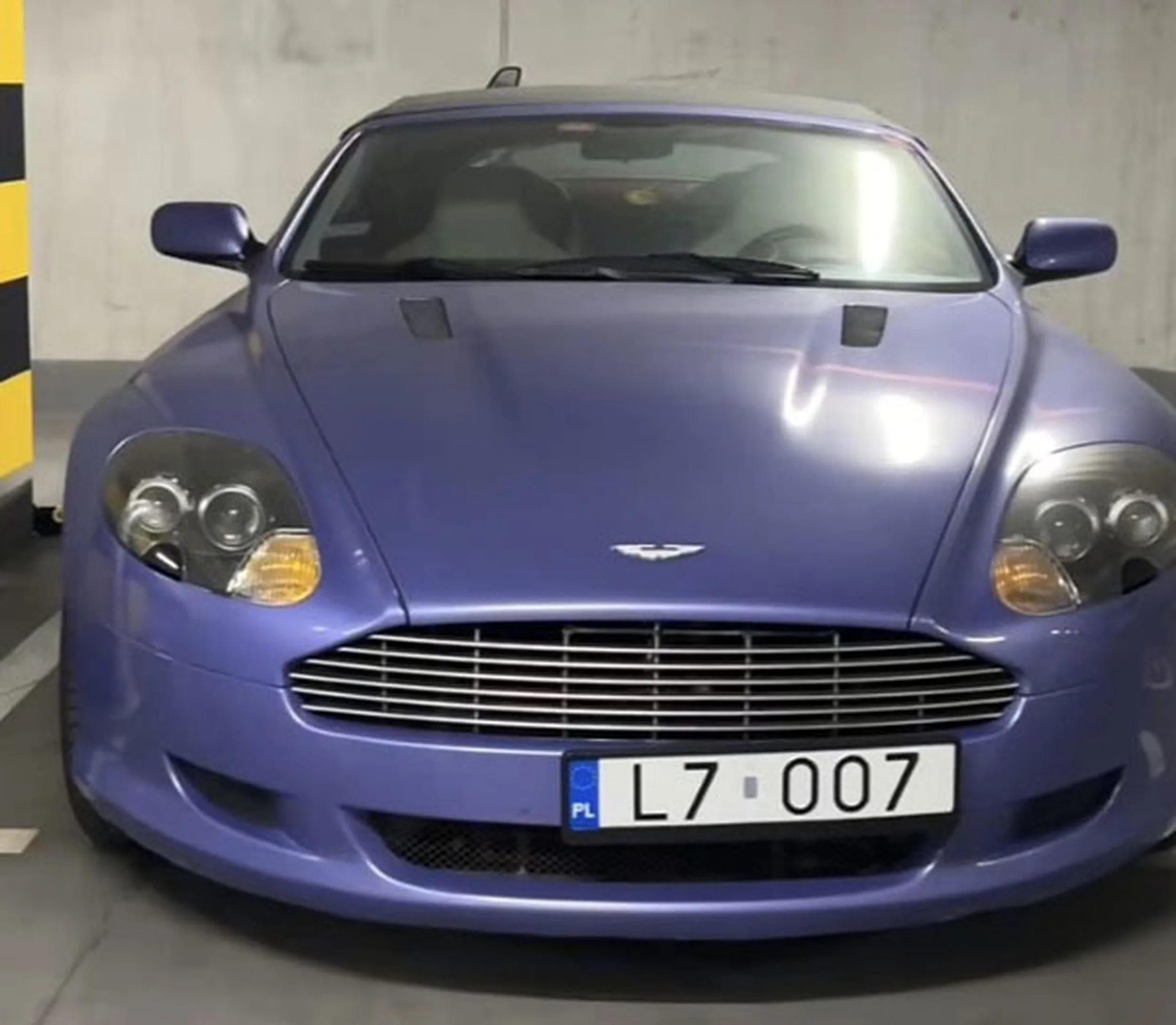 Fajny numer, blacha L7 OO7